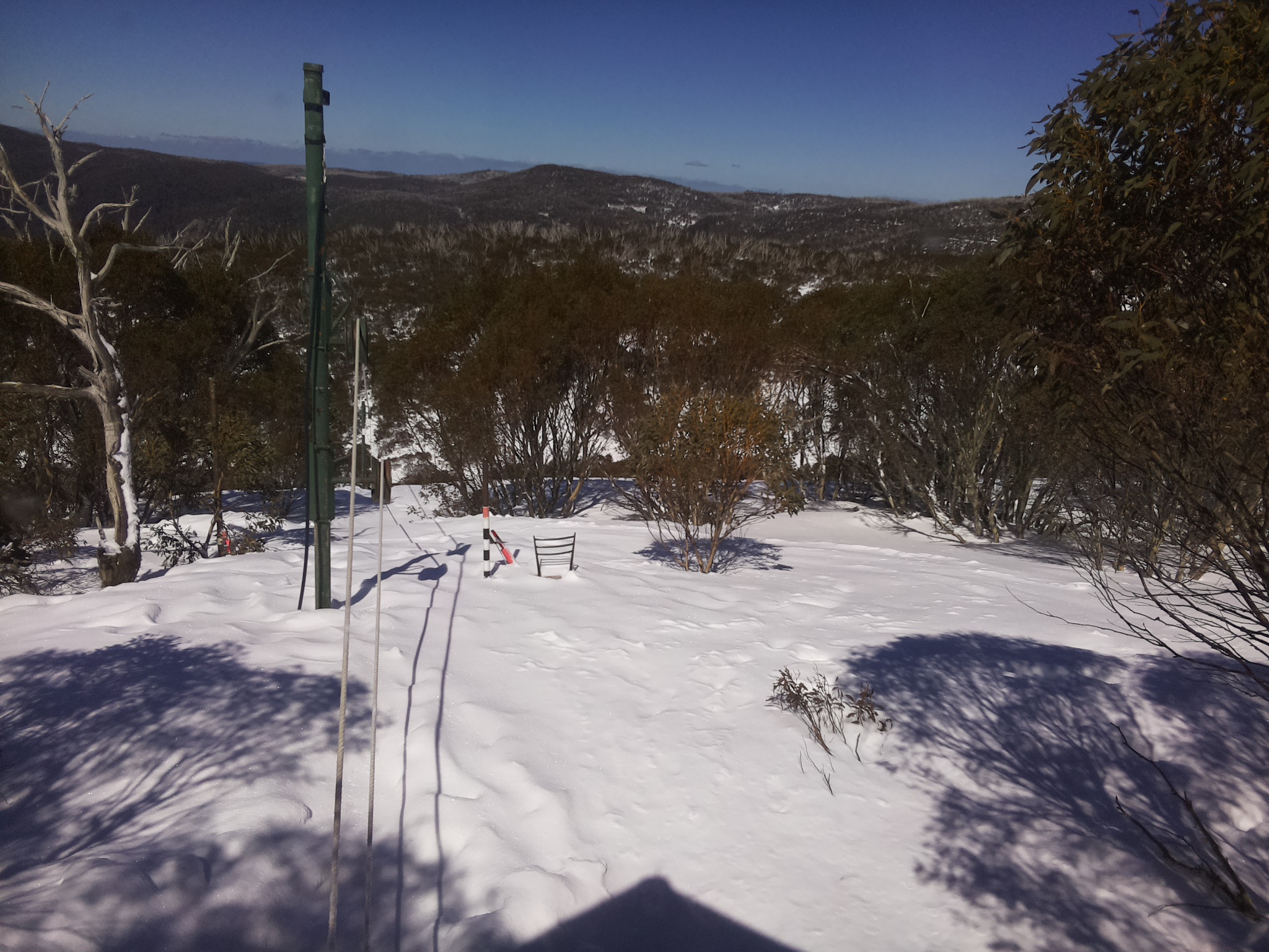 Bogong Web Cam 12:40pm Friday 5th of September 2025