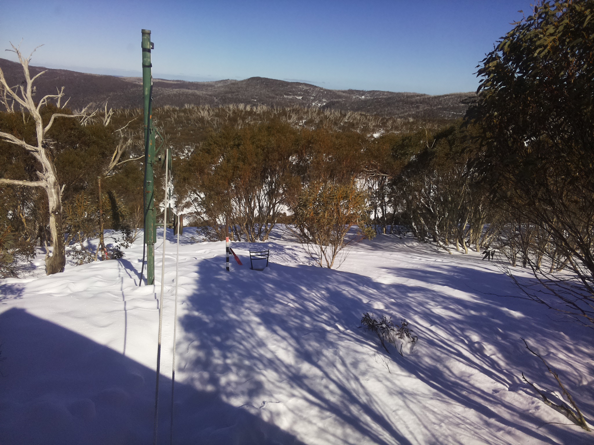 Bogong Web Cam 2:50pm Friday 5th of September 2025