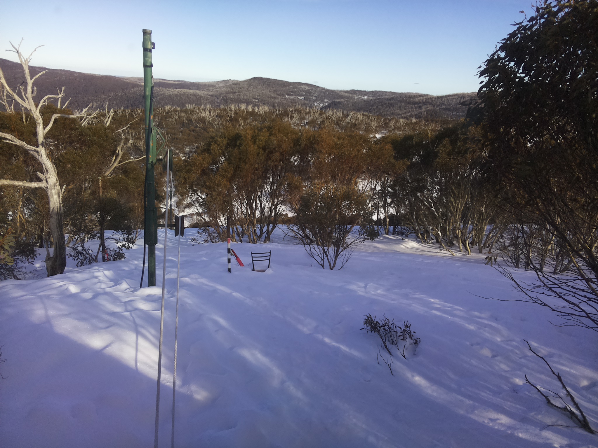 Bogong Web Cam 4:00pm Friday 5th of September 2025