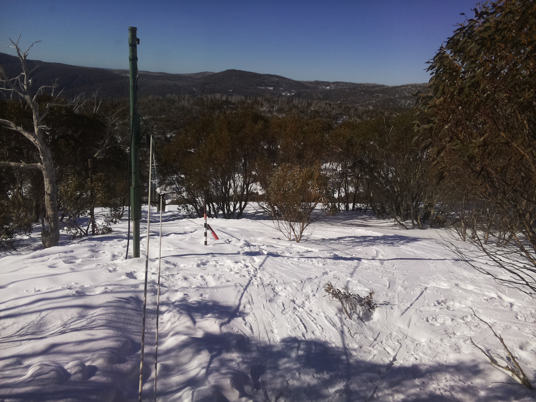 Bogong Web Cam 9:10am Saturday 6th of September 2025