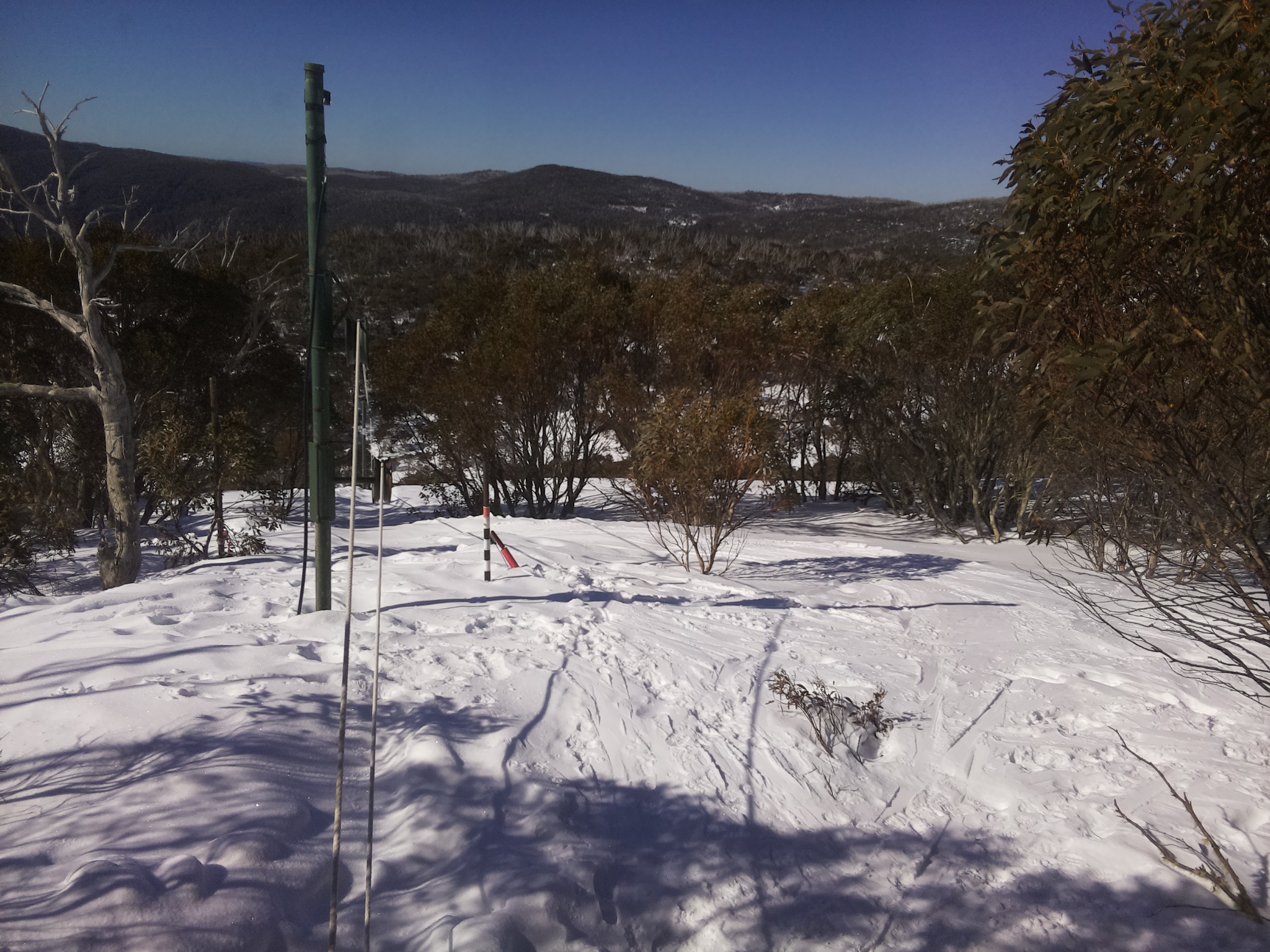 Bogong Web Cam 9:30am Saturday 6th of September 2025