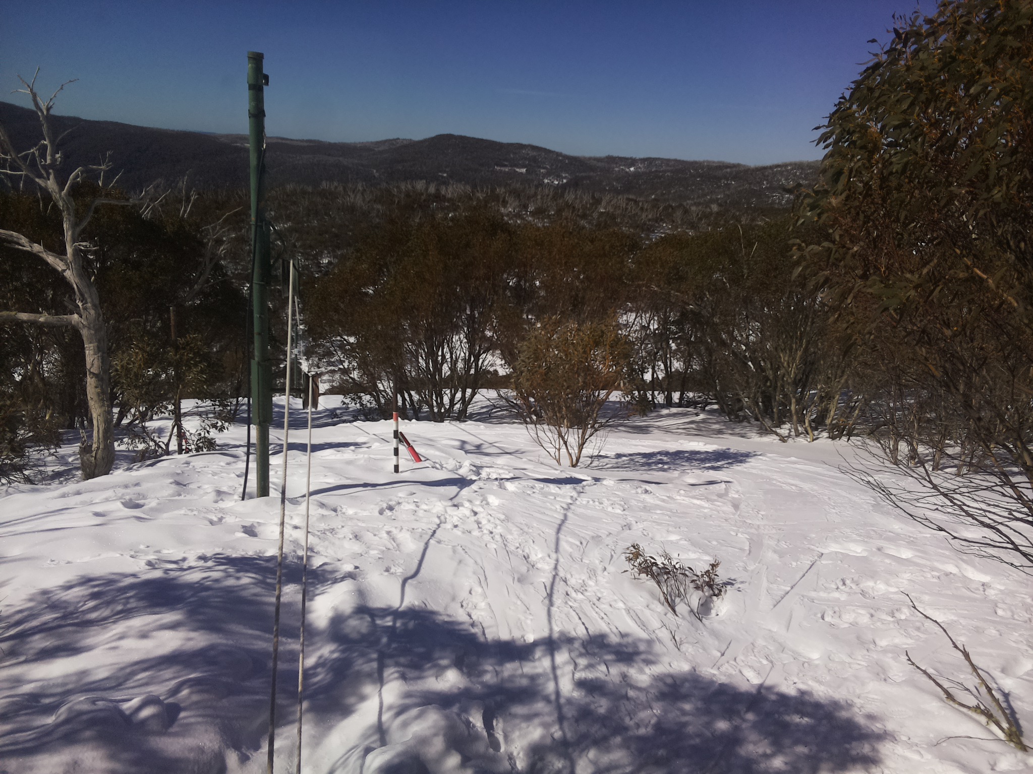 Bogong Web Cam 10:00am Saturday 6th of September 2025