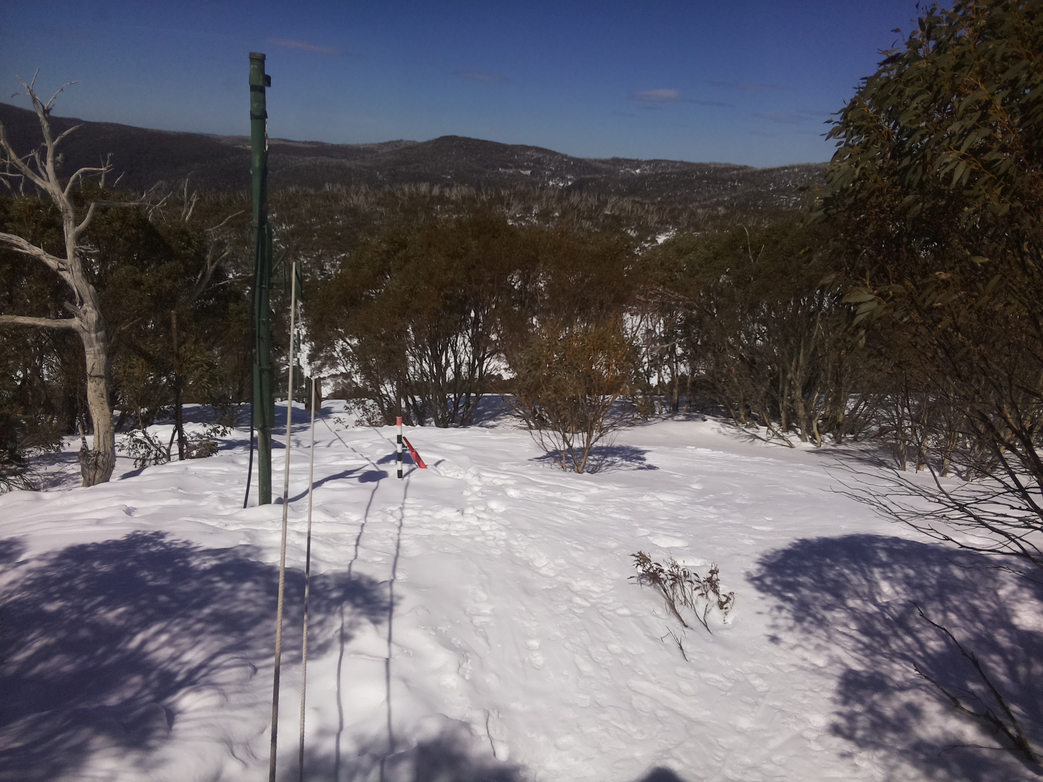 Bogong Web Cam 12:10pm Saturday 6th of September 2025
