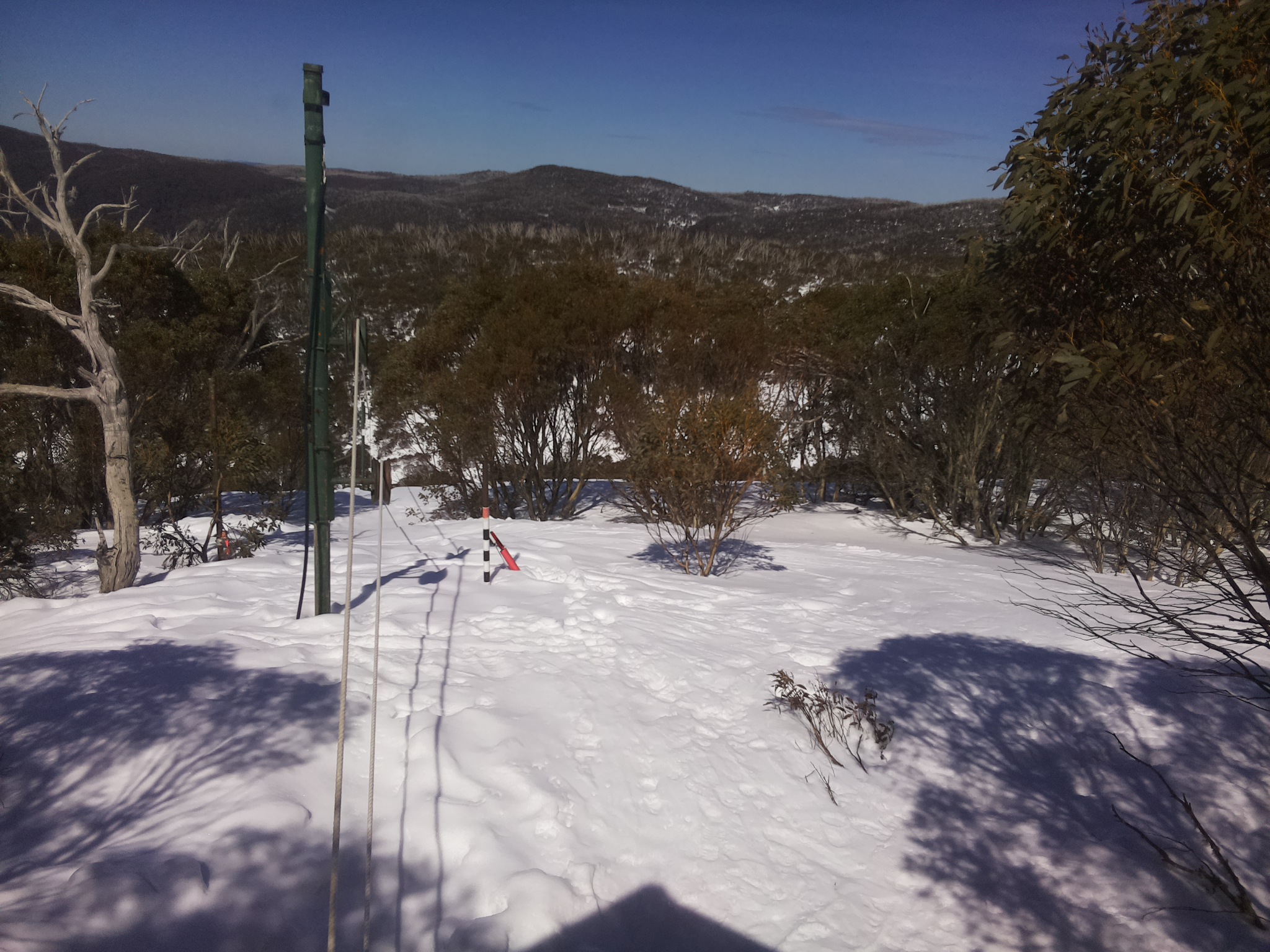 Bogong Web Cam 12:40pm Saturday 6th of September 2025