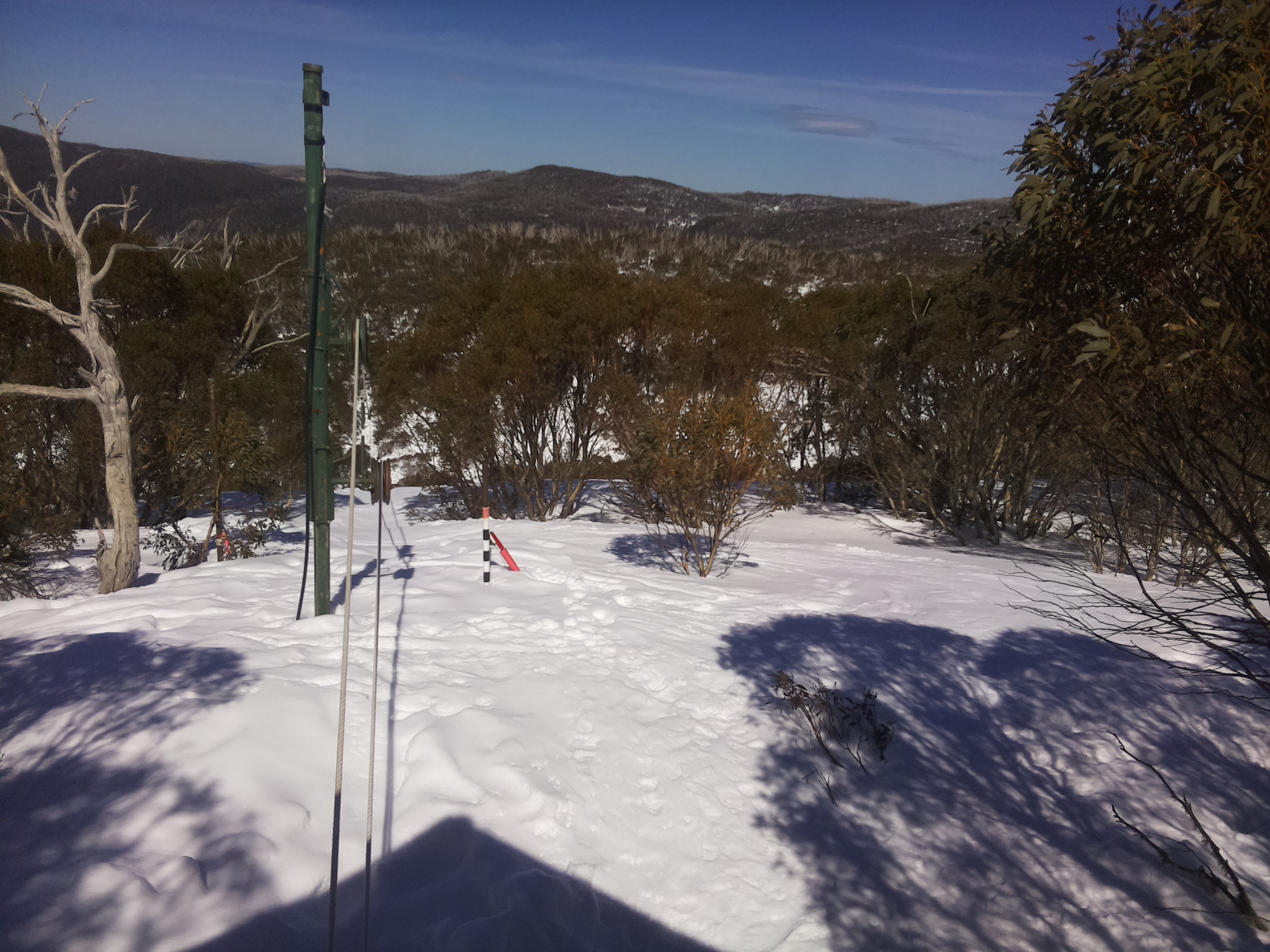 Bogong Web Cam 1:20pm Saturday 6th of September 2025