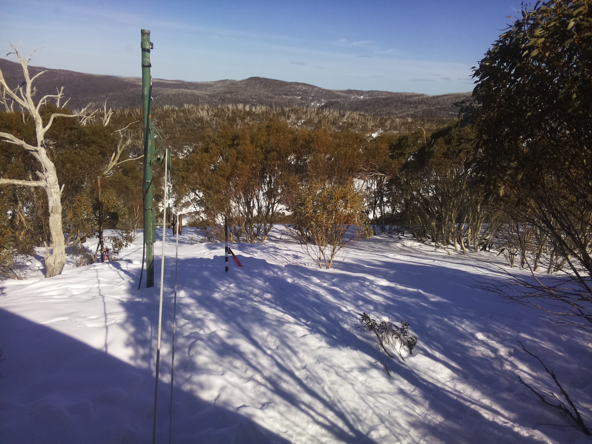 Bogong Web Cam 3:10pm Saturday 6th of September 2025
