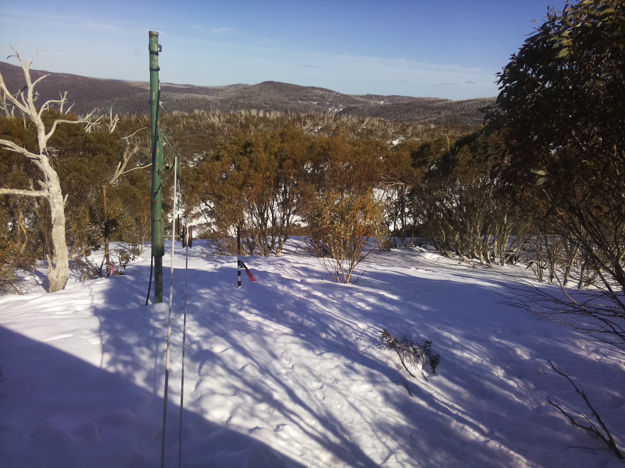Bogong Web Cam 3:20pm Saturday 6th of September 2025