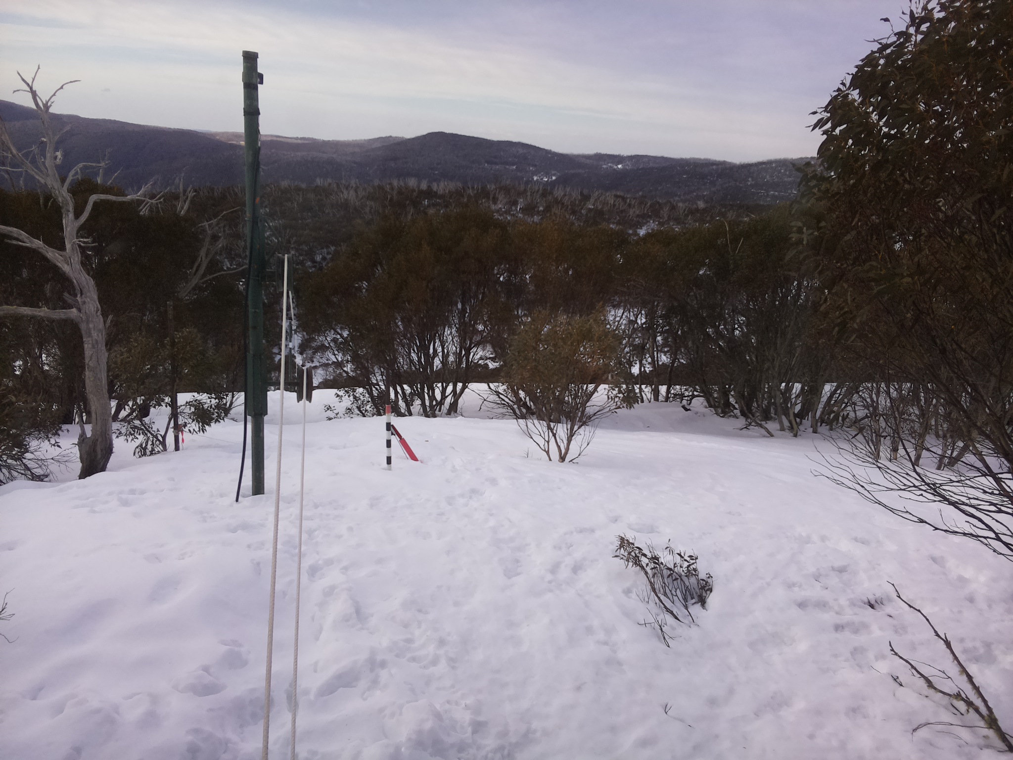 Bogong Web Cam 8:40am Sunday 7th of September 2025