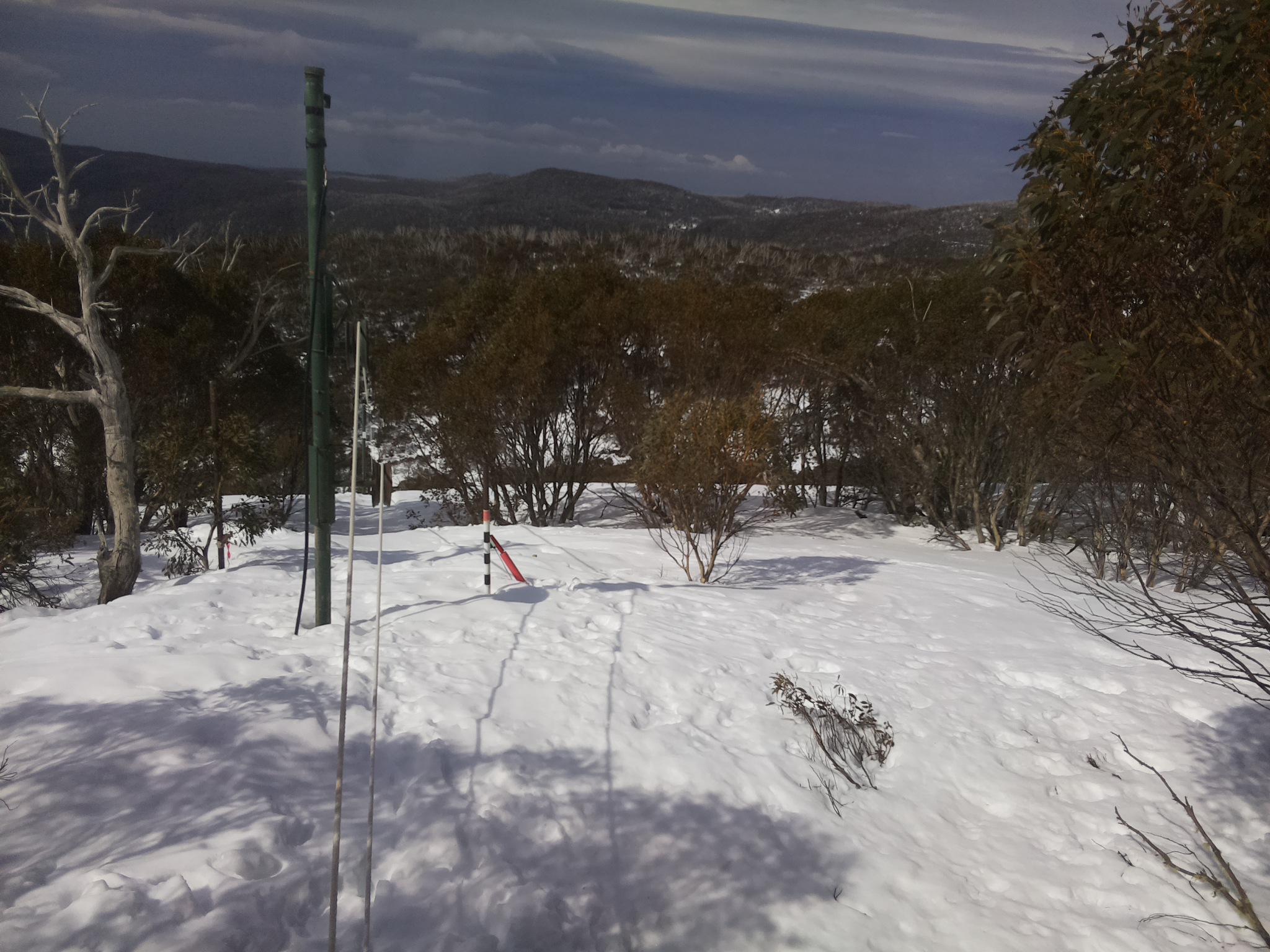 Bogong Web Cam 10:40am Sunday 7th of September 2025