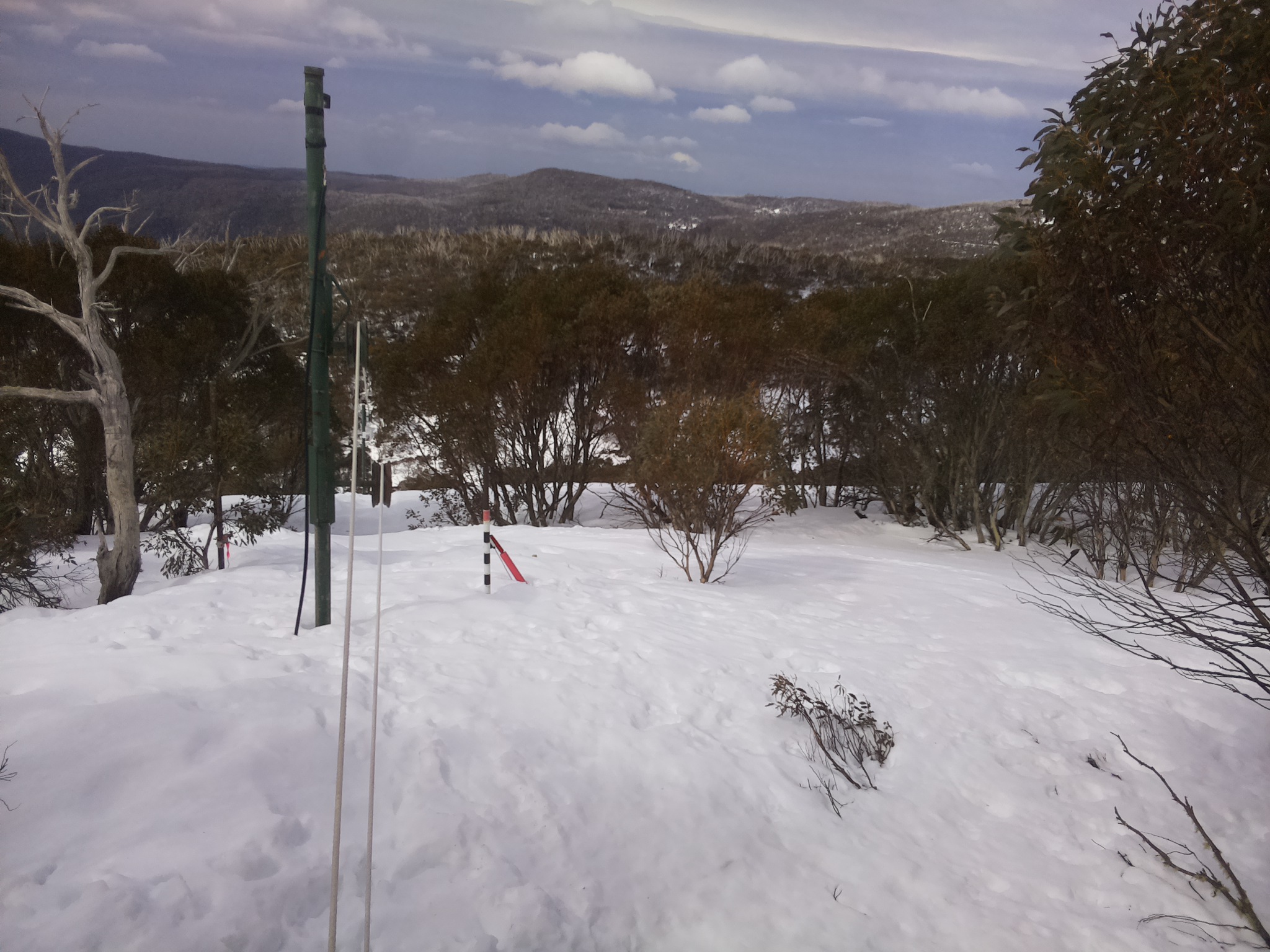 Bogong Web Cam 10:50am Sunday 7th of September 2025