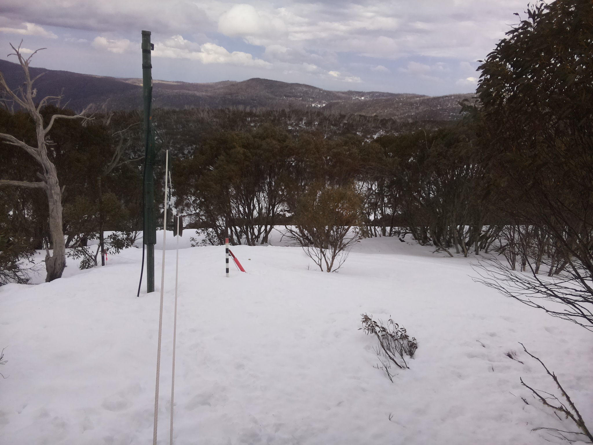 Bogong Web Cam 11:20am Sunday 7th of September 2025