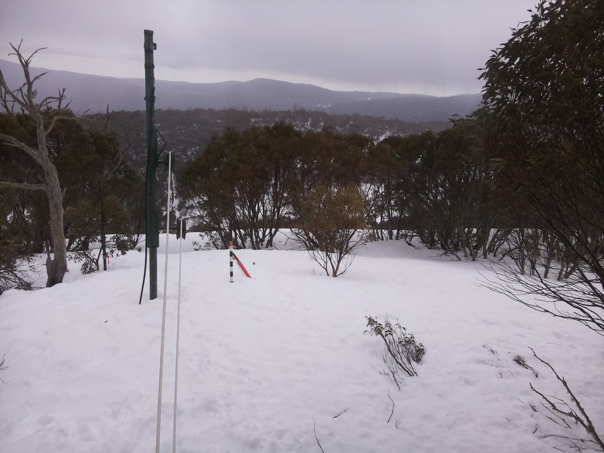 Bogong Web Cam 2:50pm Sunday 7th of September 2025