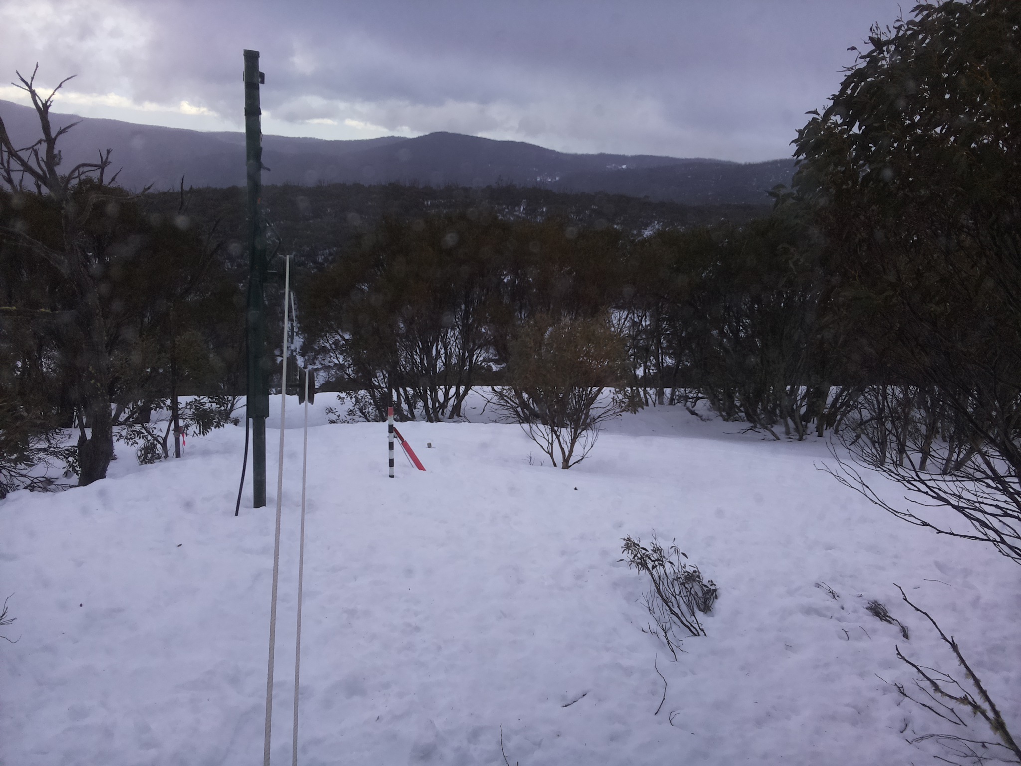 Bogong Web Cam 4:20pm Sunday 7th of September 2025