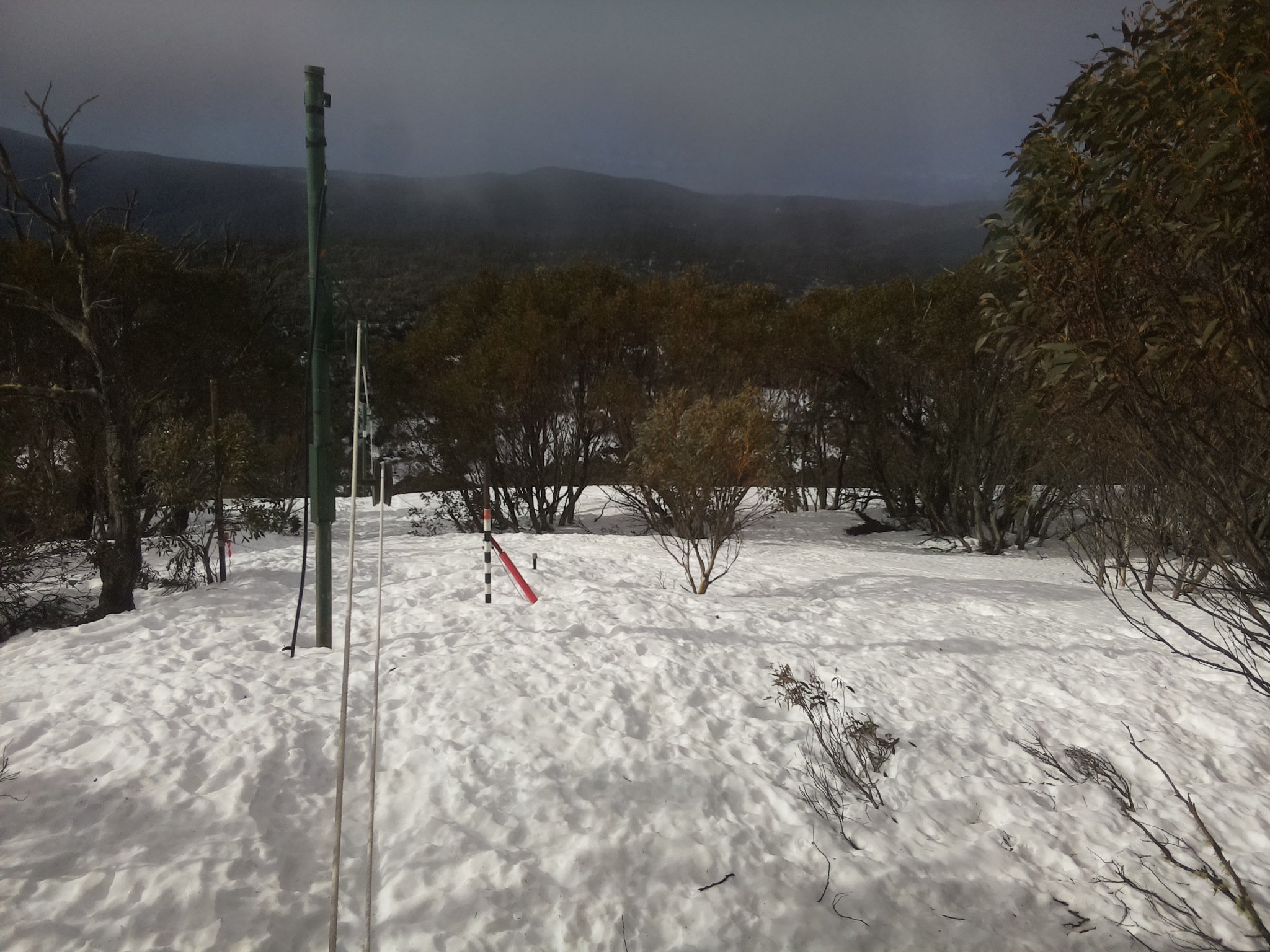 Bogong Web Cam 8:40am Monday 8th of September 2025