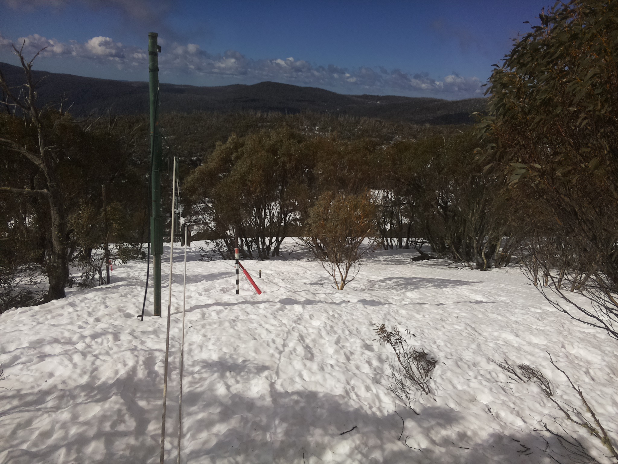Bogong Web Cam 9:30am Monday 8th of September 2025