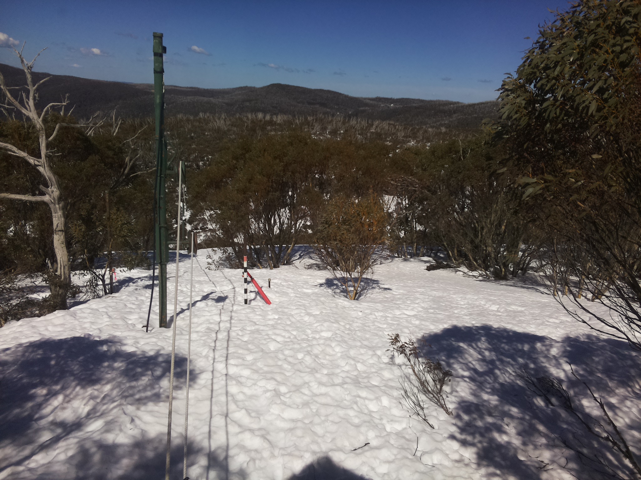 Bogong Web Cam 12:40pm Monday 8th of September 2025