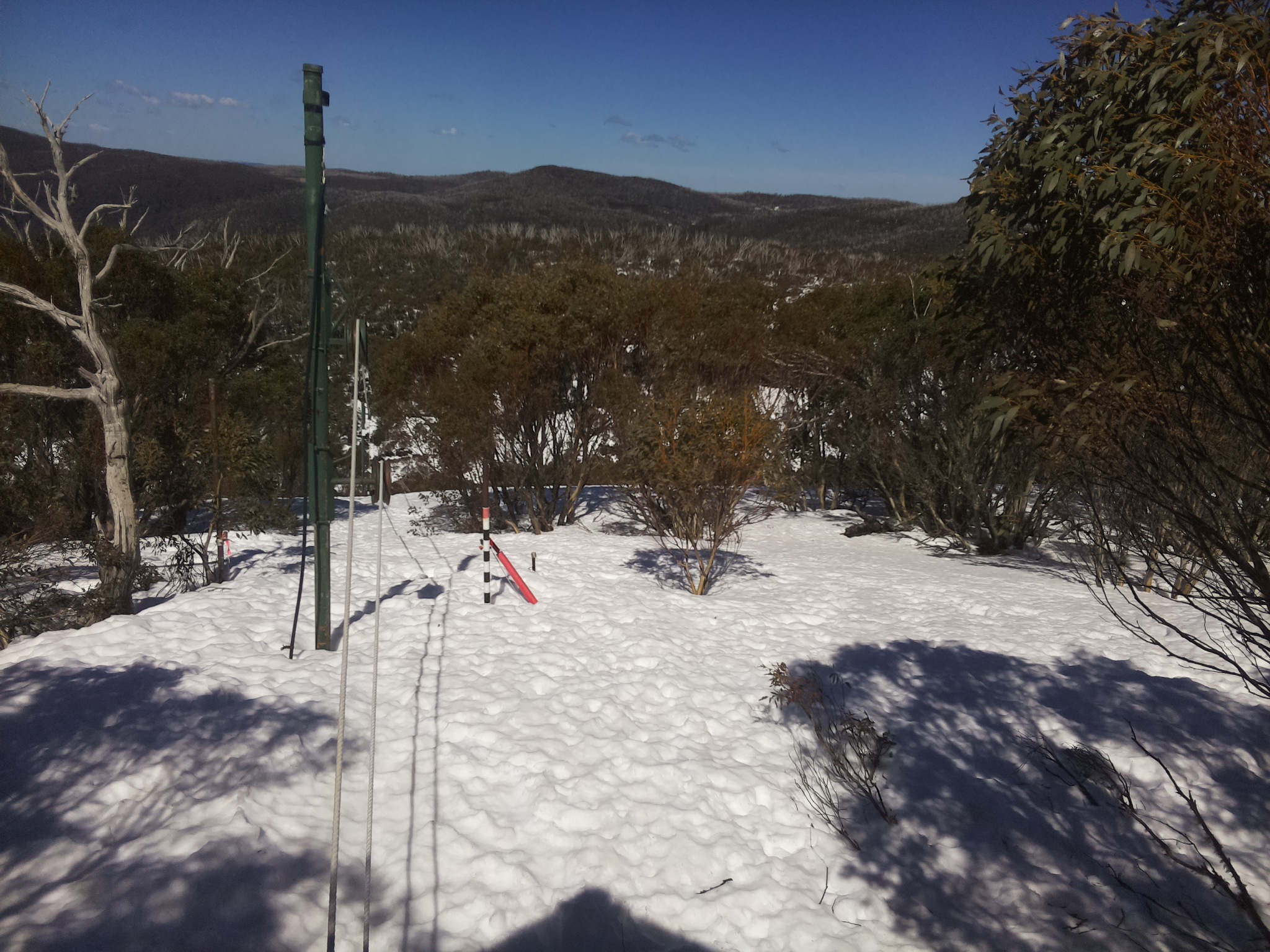 Bogong Web Cam 12:50pm Monday 8th of September 2025