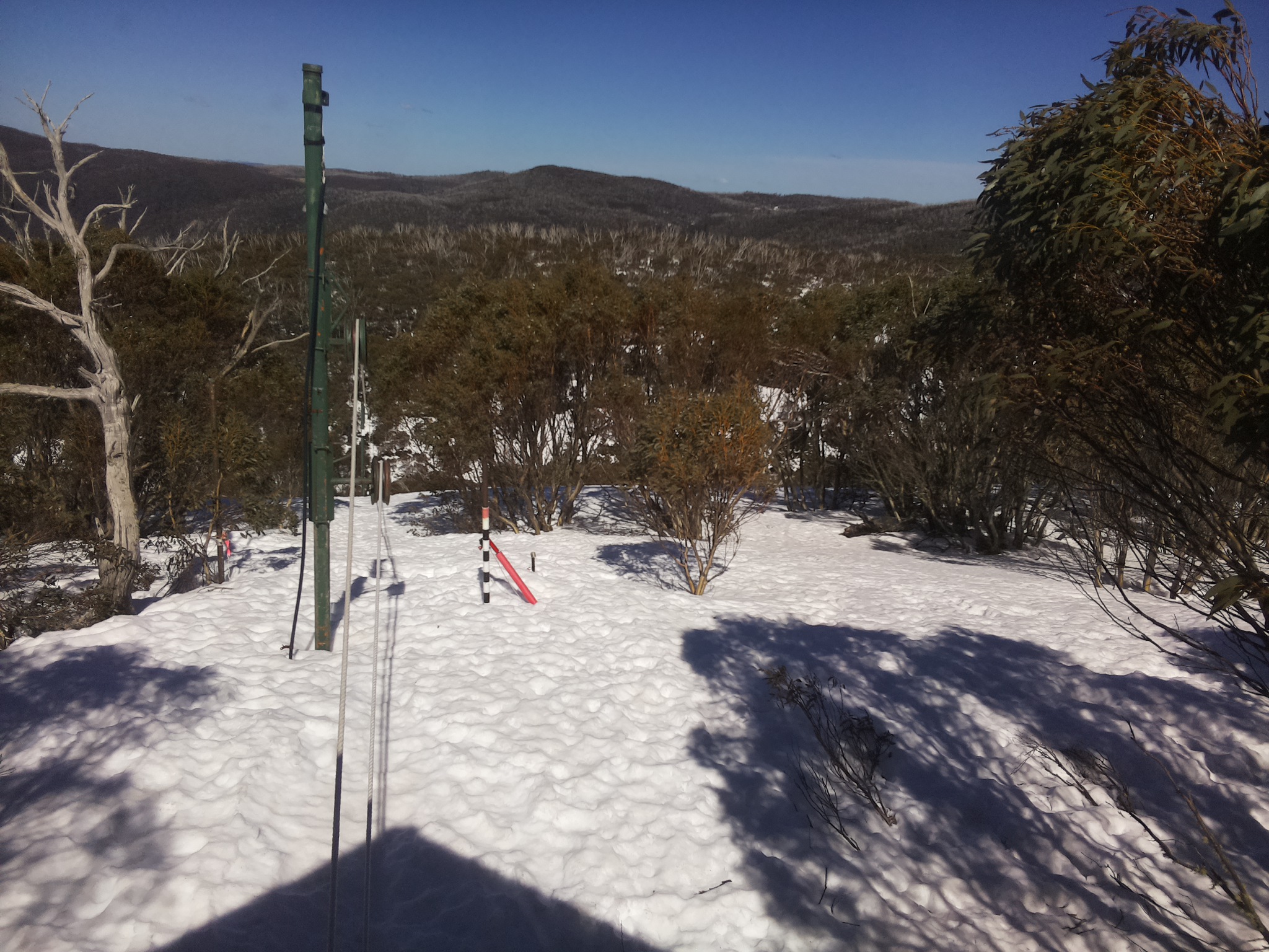 Bogong Web Cam 1:30pm Monday 8th of September 2025