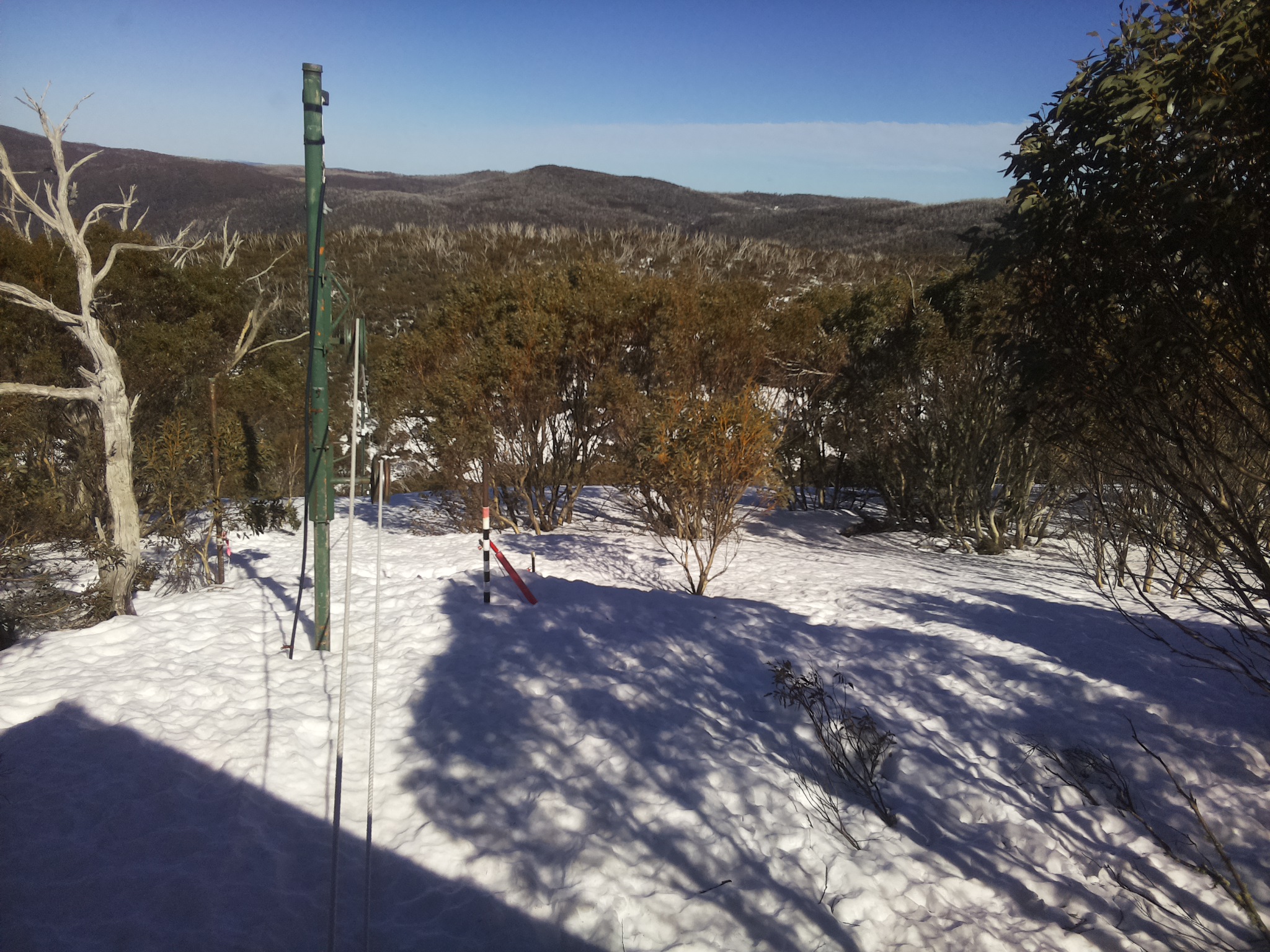 Bogong Web Cam 2:40pm Monday 8th of September 2025
