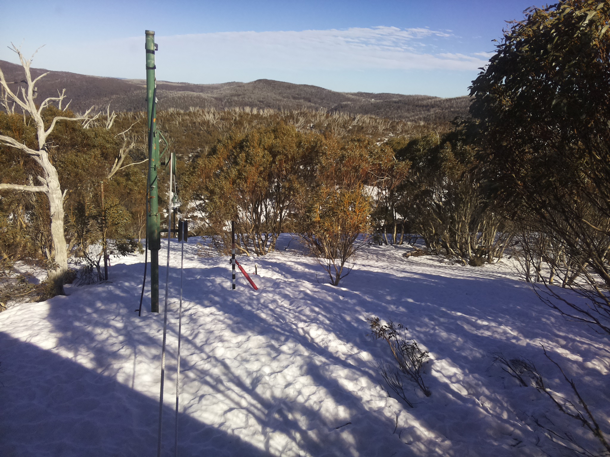 Bogong Web Cam 3:30pm Monday 8th of September 2025