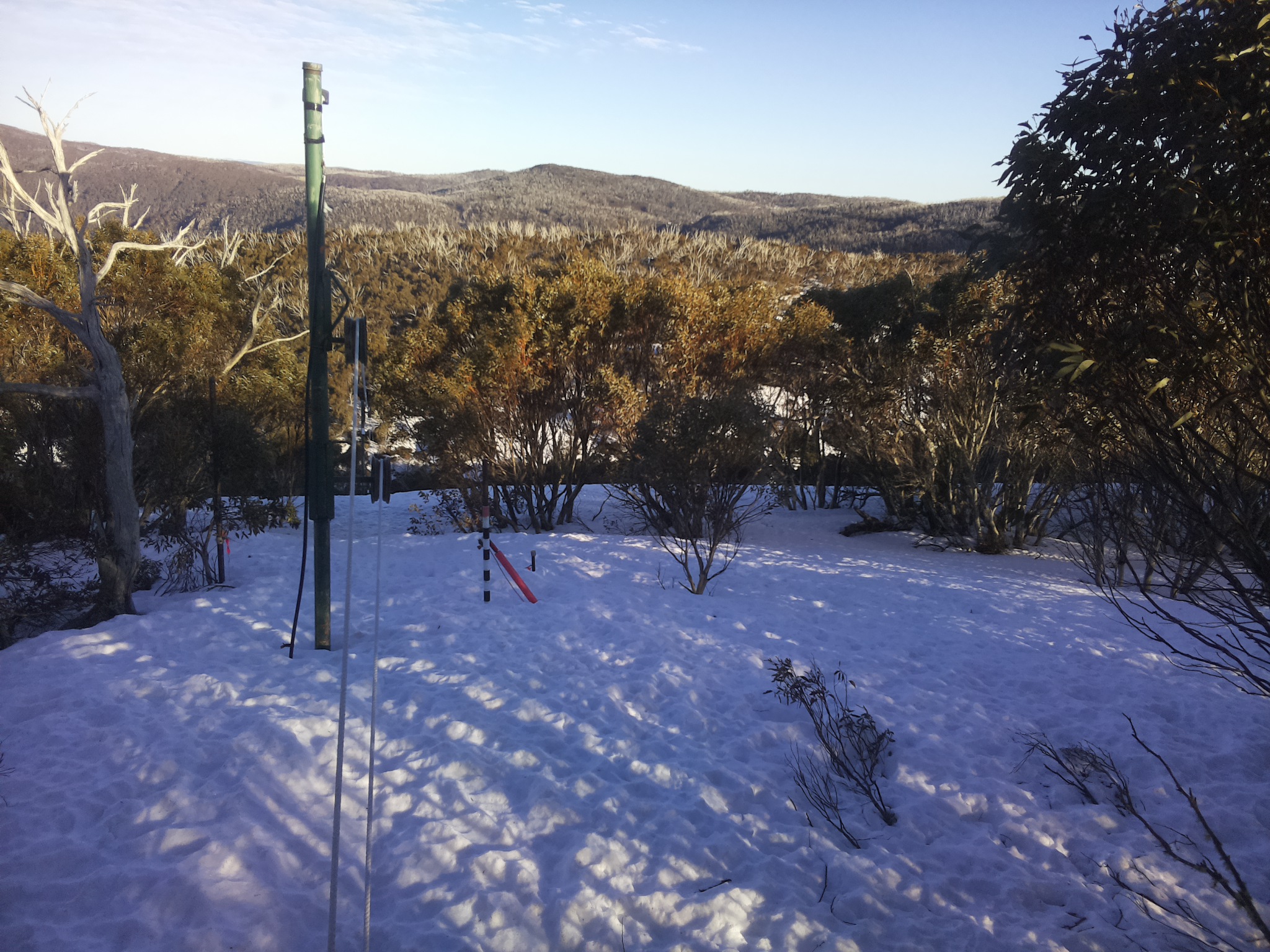 Bogong Web Cam 4:40pm Monday 8th of September 2025