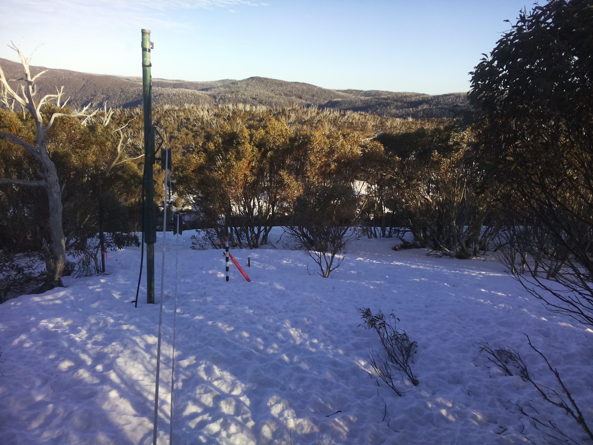 Bogong Web Cam 4:50pm Monday 8th of September 2025