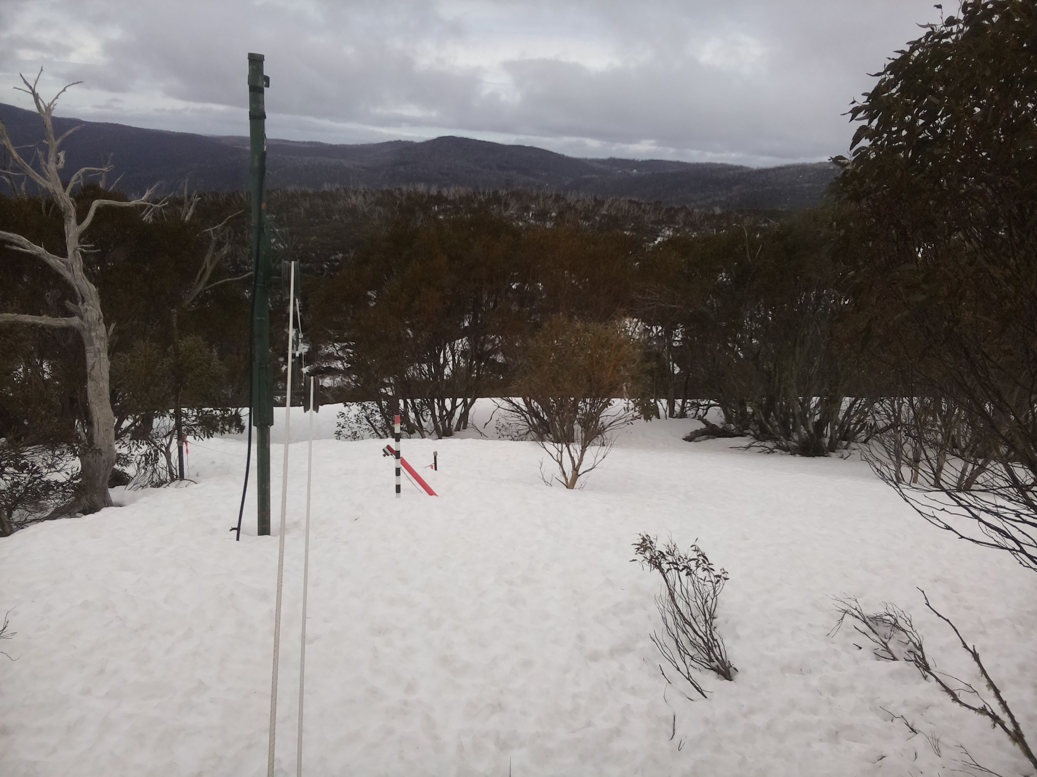 Bogong Web Cam 12:10pm Wednesday 10th of September 2025
