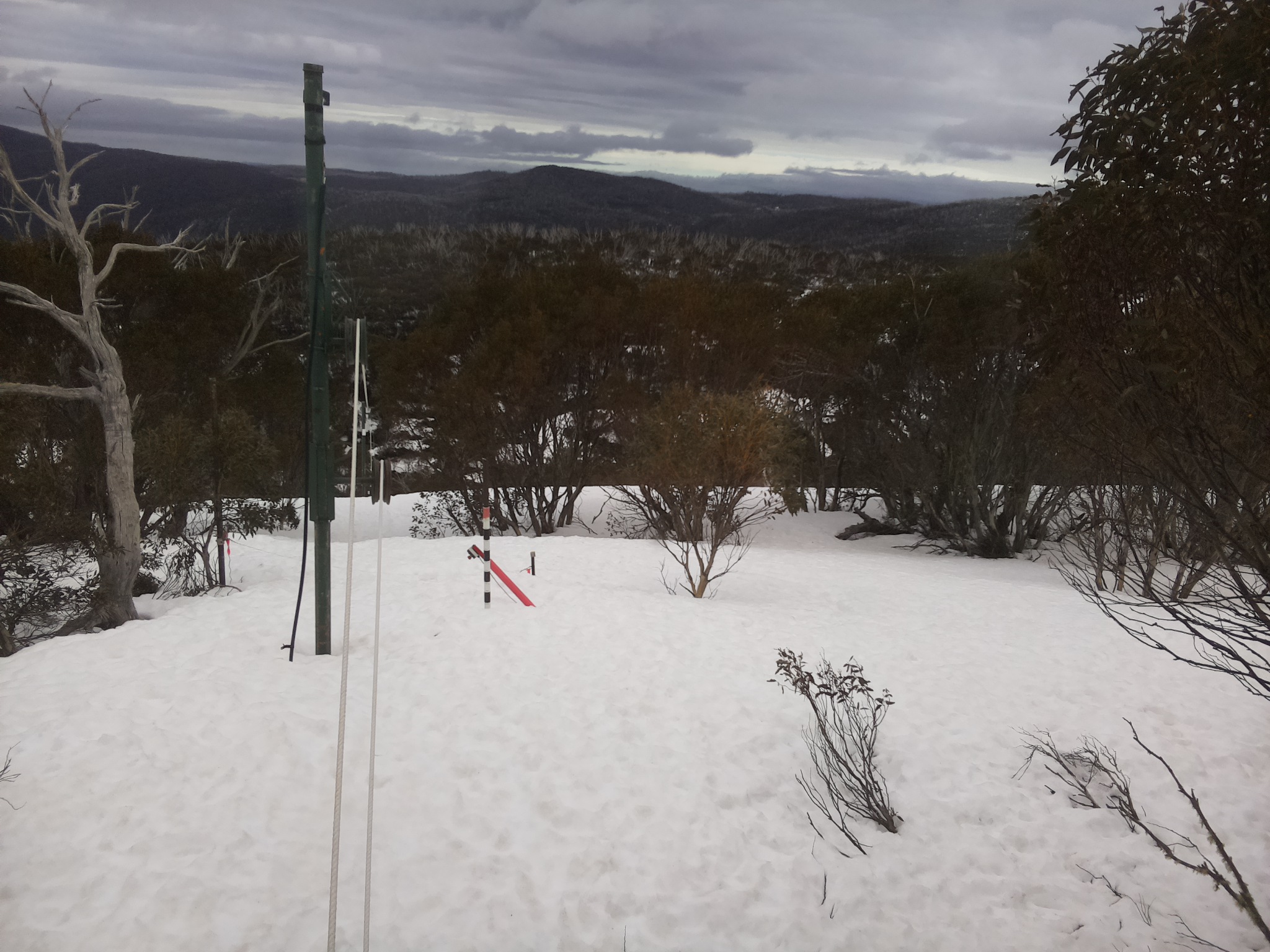 Bogong Web Cam 1:50pm Wednesday 10th of September 2025