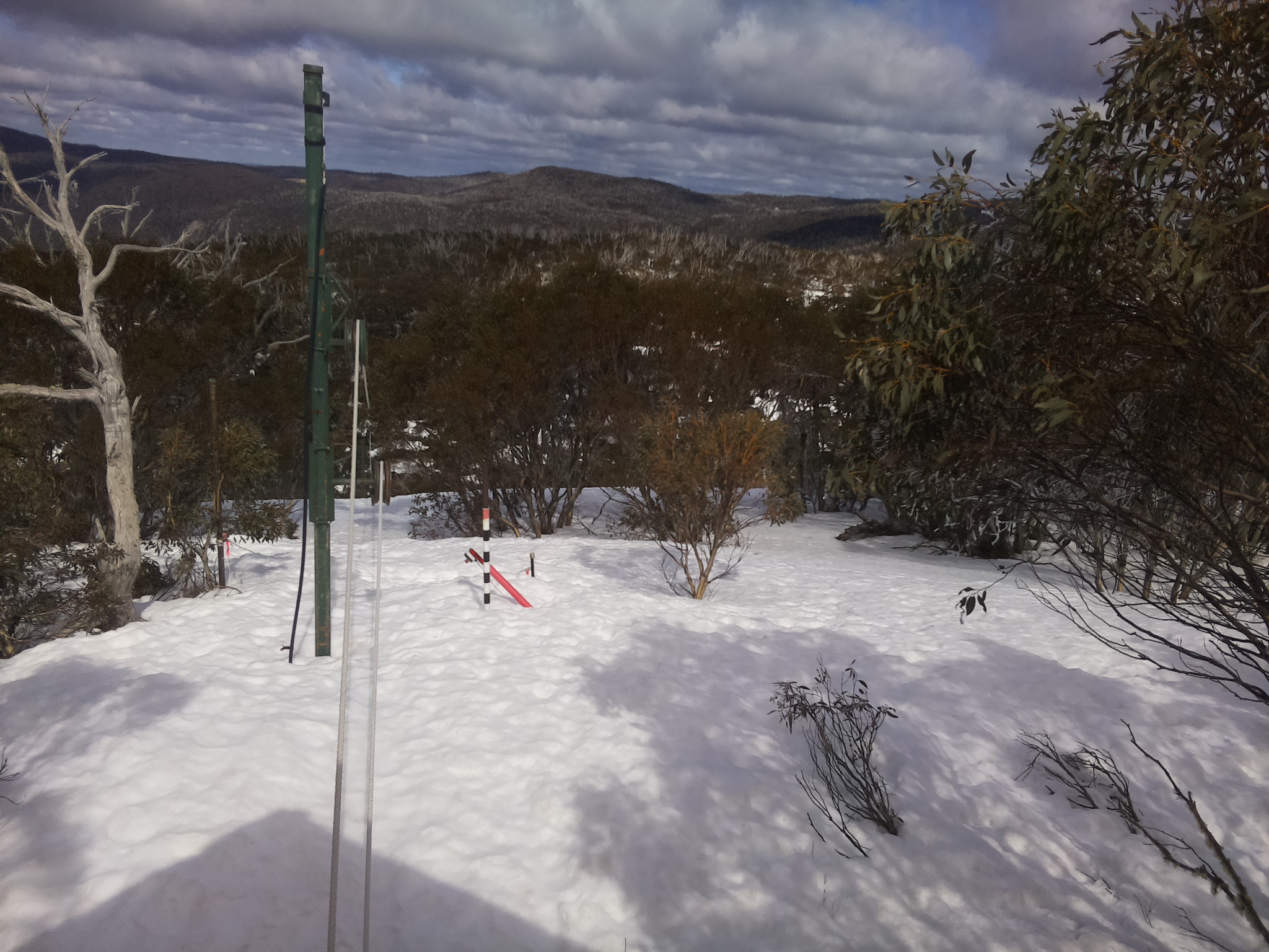 Bogong Web Cam 1:50pm Thursday 11th of September 2025