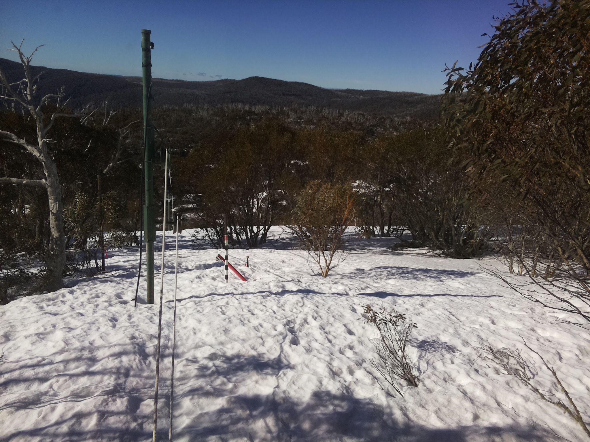 Bogong Web Cam 9:10am Friday 12th of September 2025