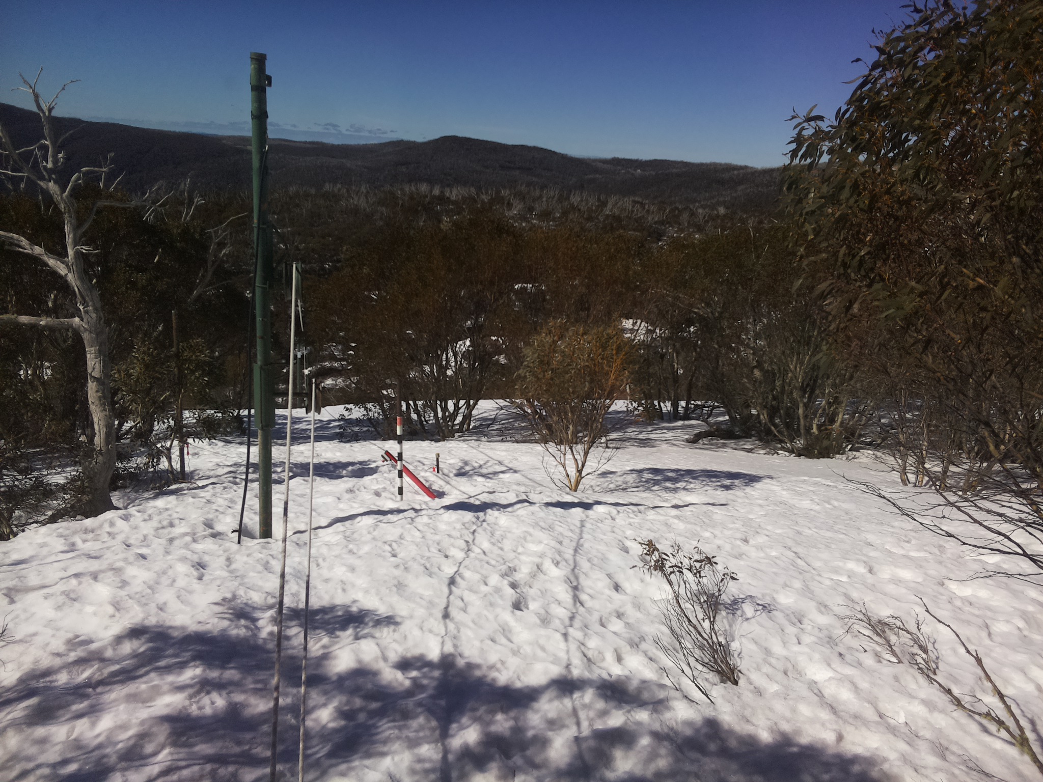 Bogong Web Cam 10:00am Friday 12th of September 2025
