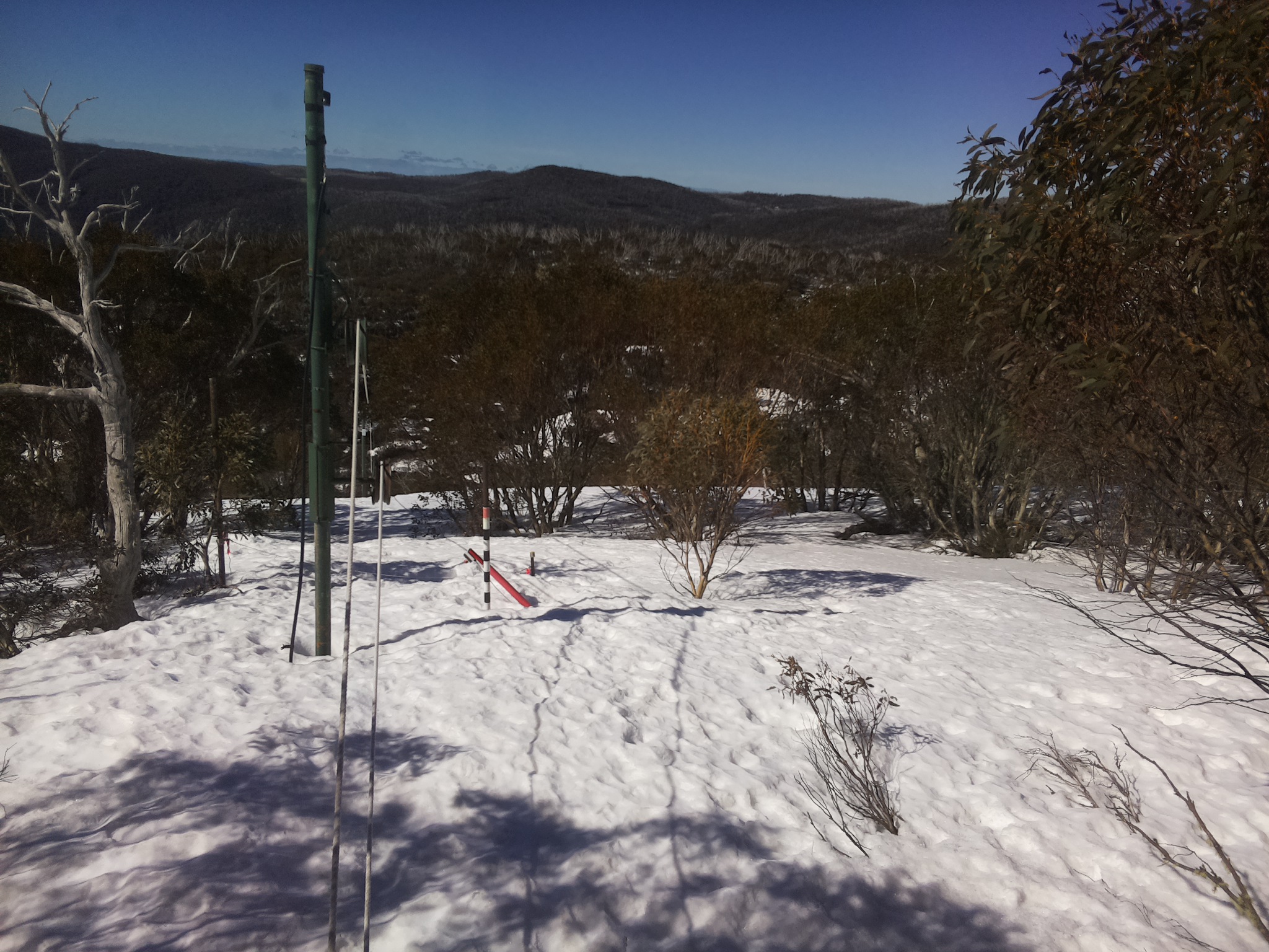Bogong Web Cam 10:10am Friday 12th of September 2025