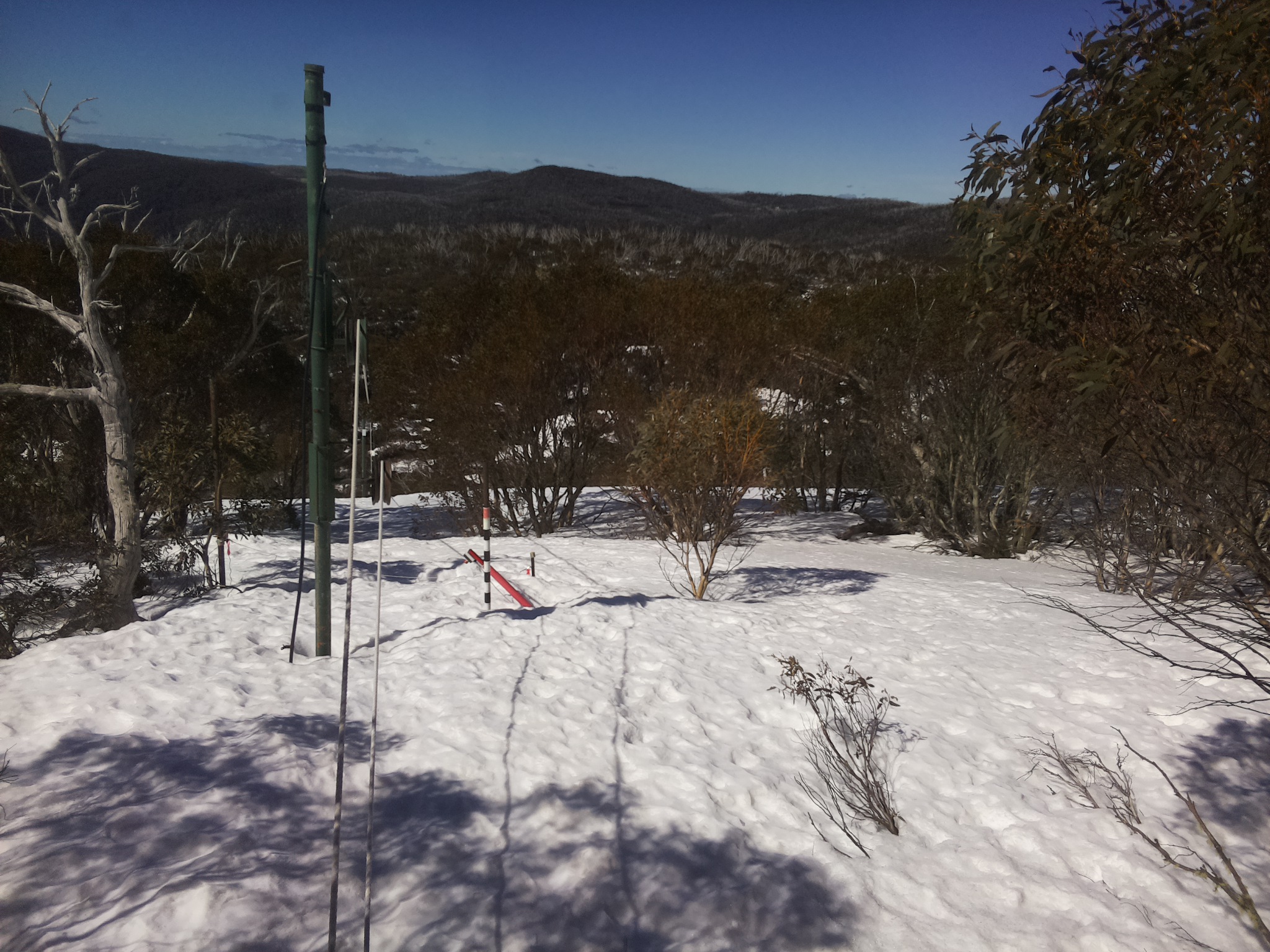 Bogong Web Cam 10:40am Friday 12th of September 2025