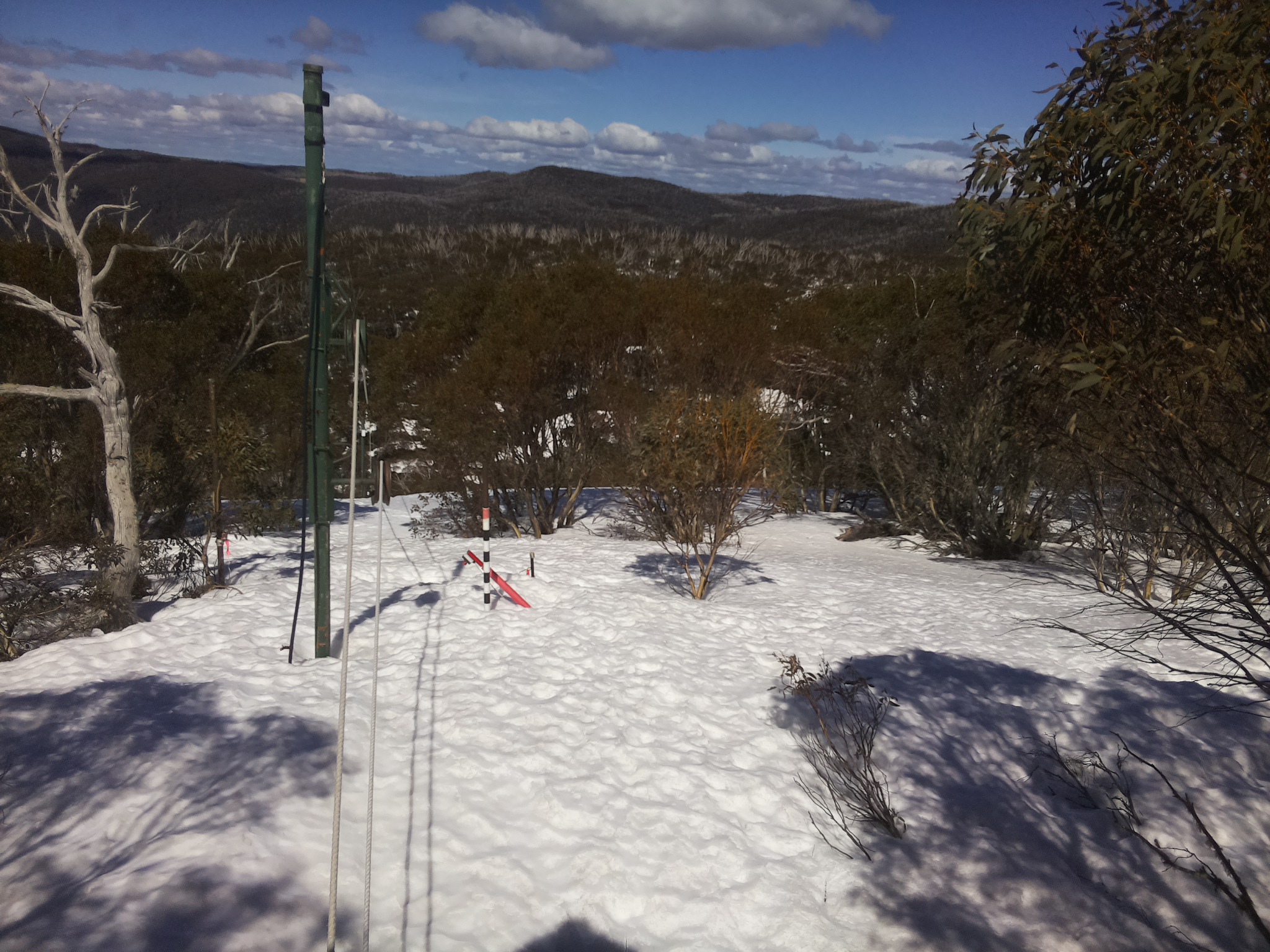 Bogong Web Cam 12:50pm Friday 12th of September 2025