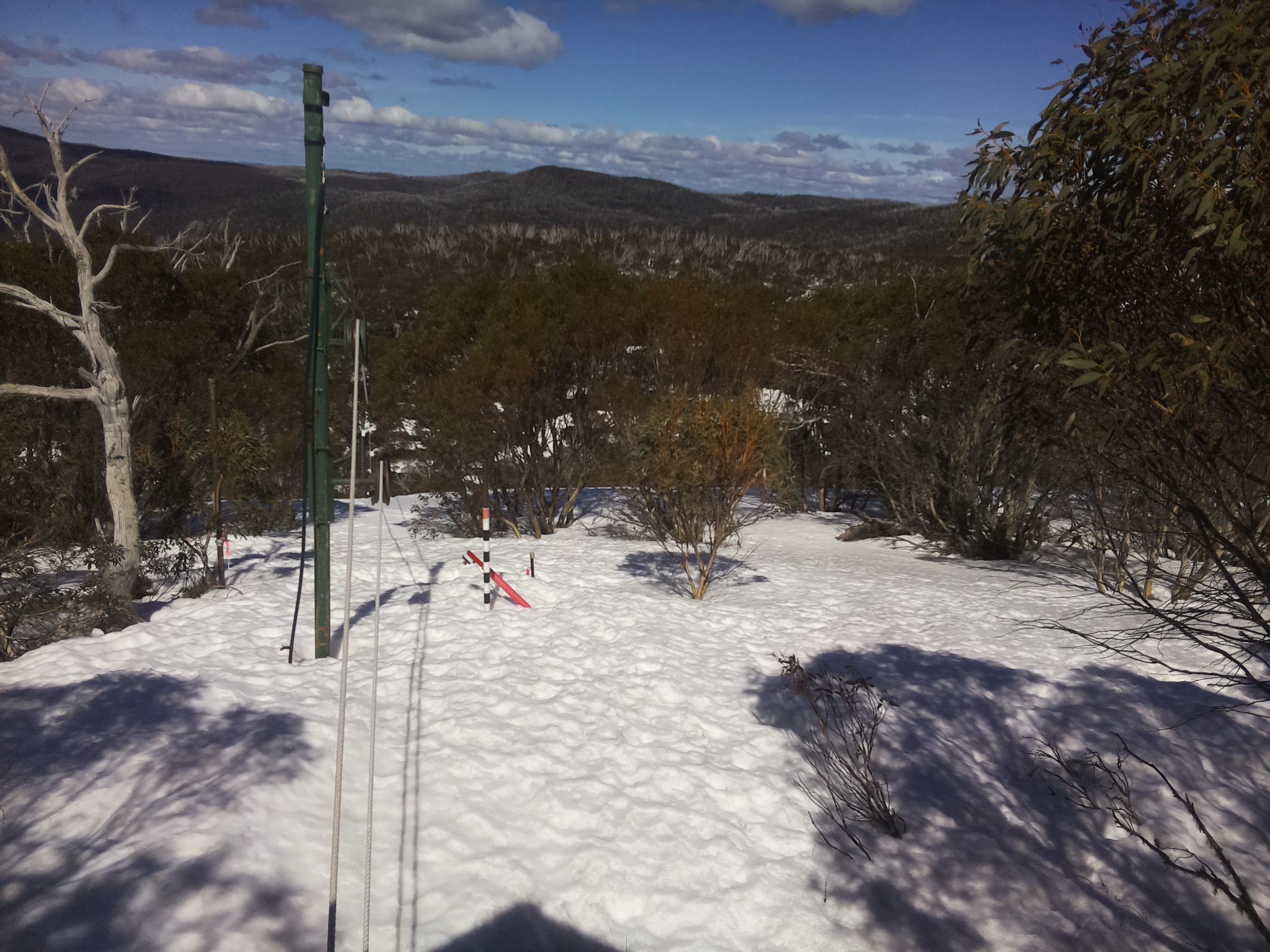 Bogong Web Cam 1:00pm Friday 12th of September 2025
