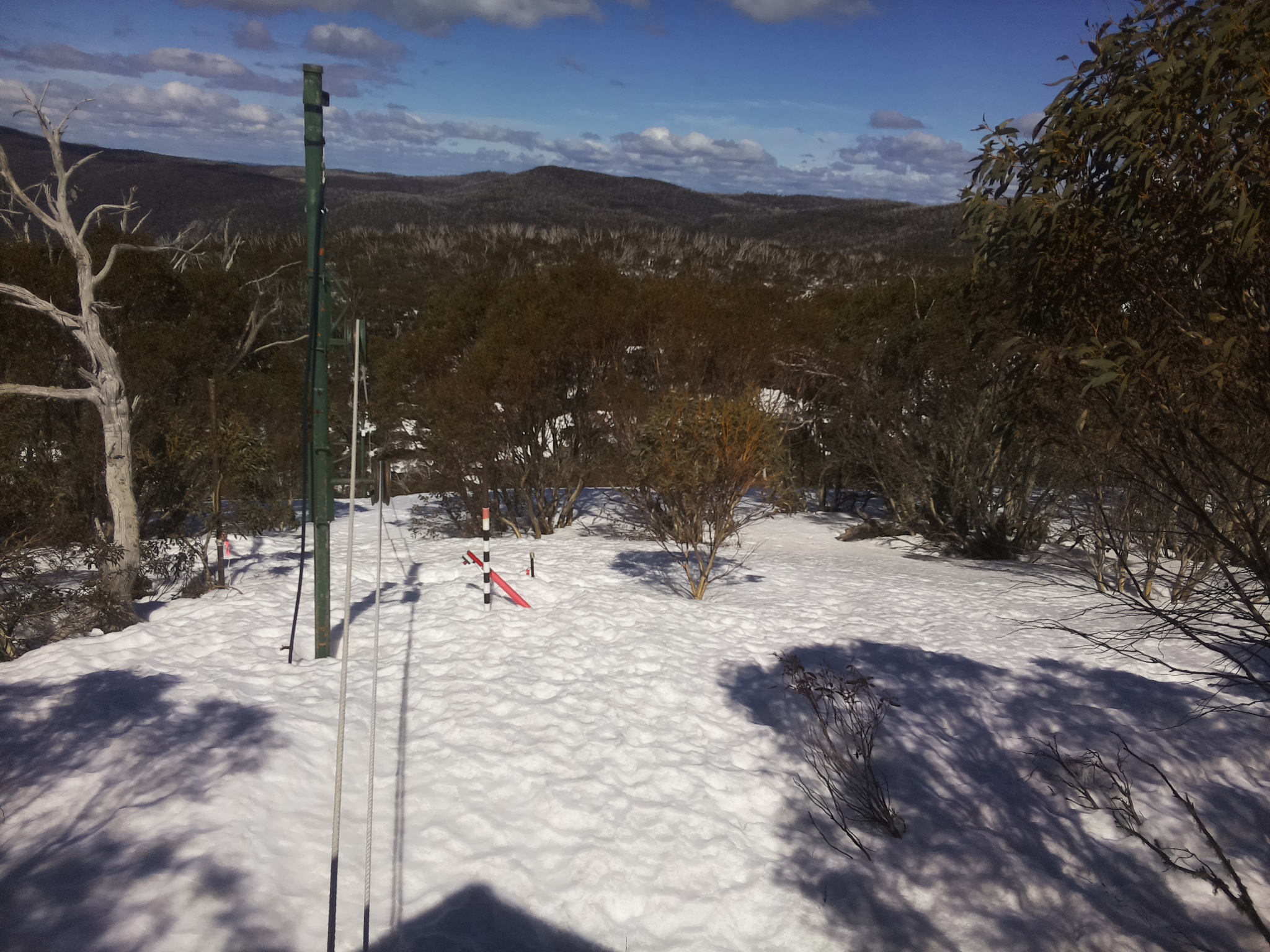 Bogong Web Cam 1:10pm Friday 12th of September 2025