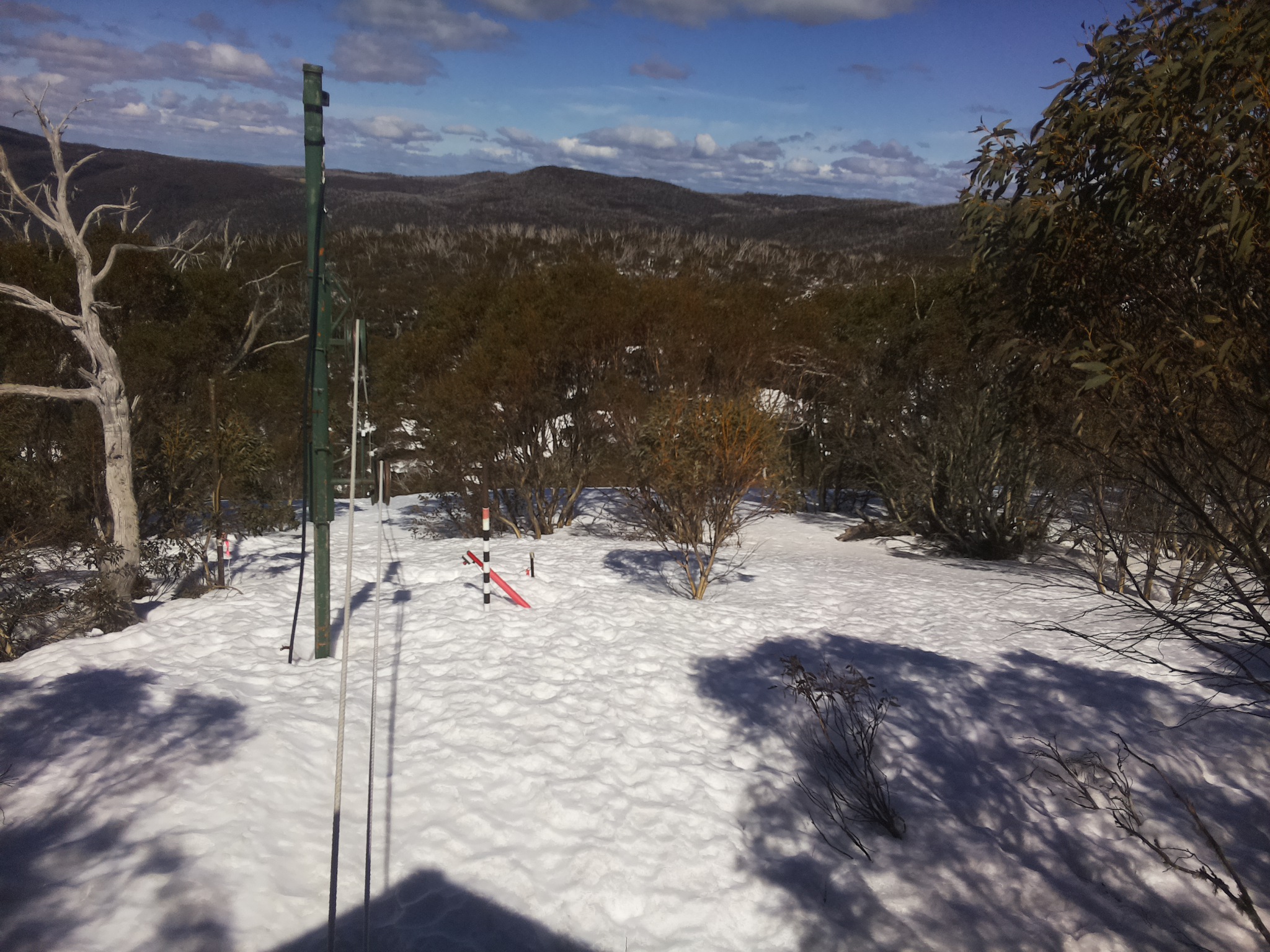 Bogong Web Cam 1:20pm Friday 12th of September 2025