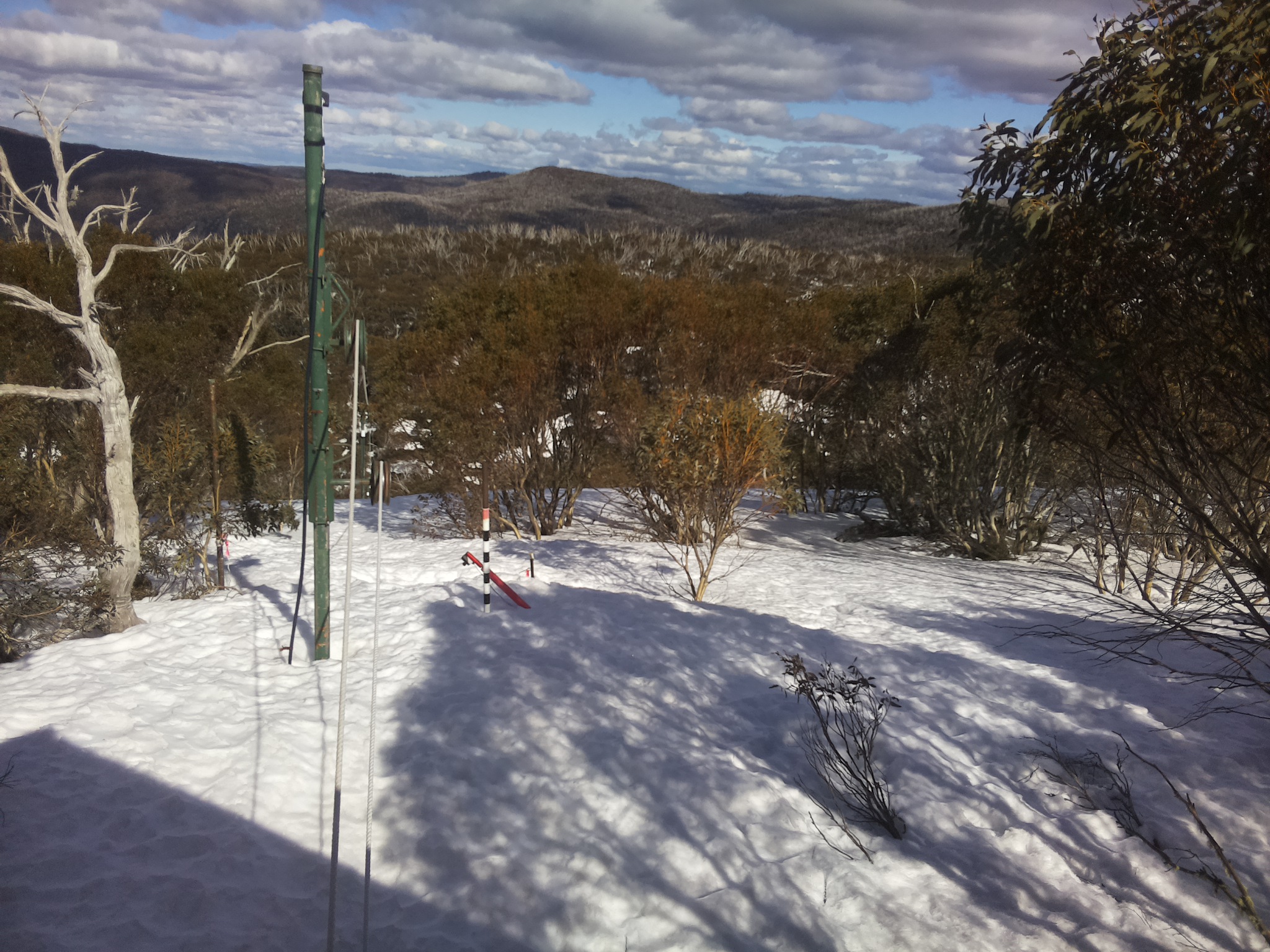 Bogong Web Cam 2:40pm Friday 12th of September 2025