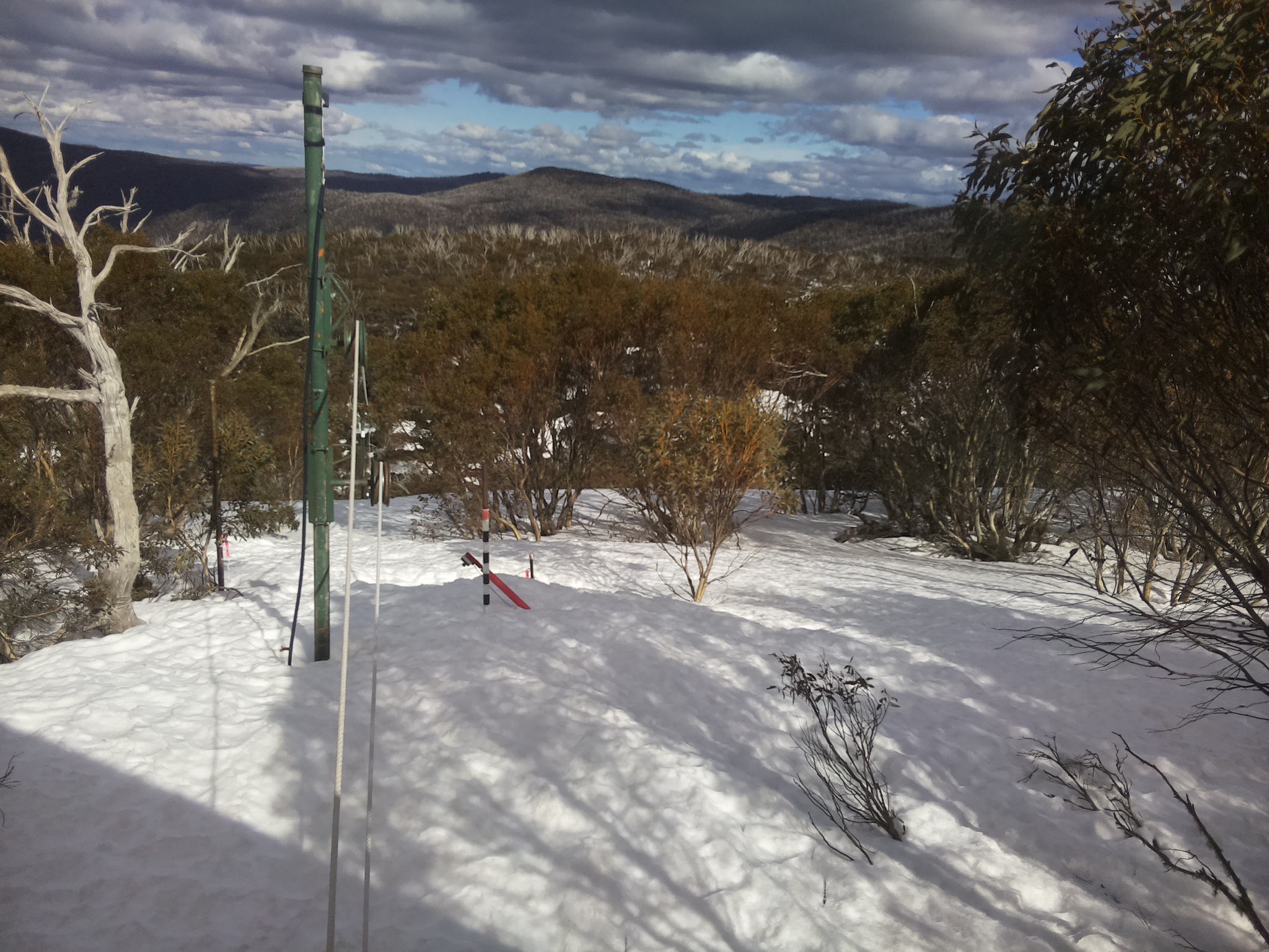 Bogong Web Cam 3:00pm Friday 12th of September 2025