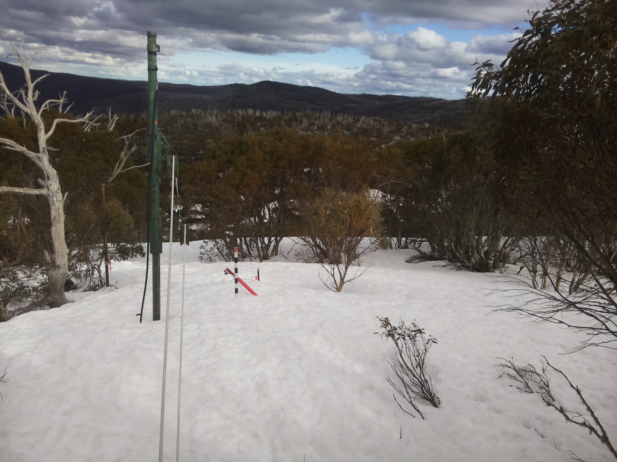 Bogong Web Cam 3:30pm Friday 12th of September 2025