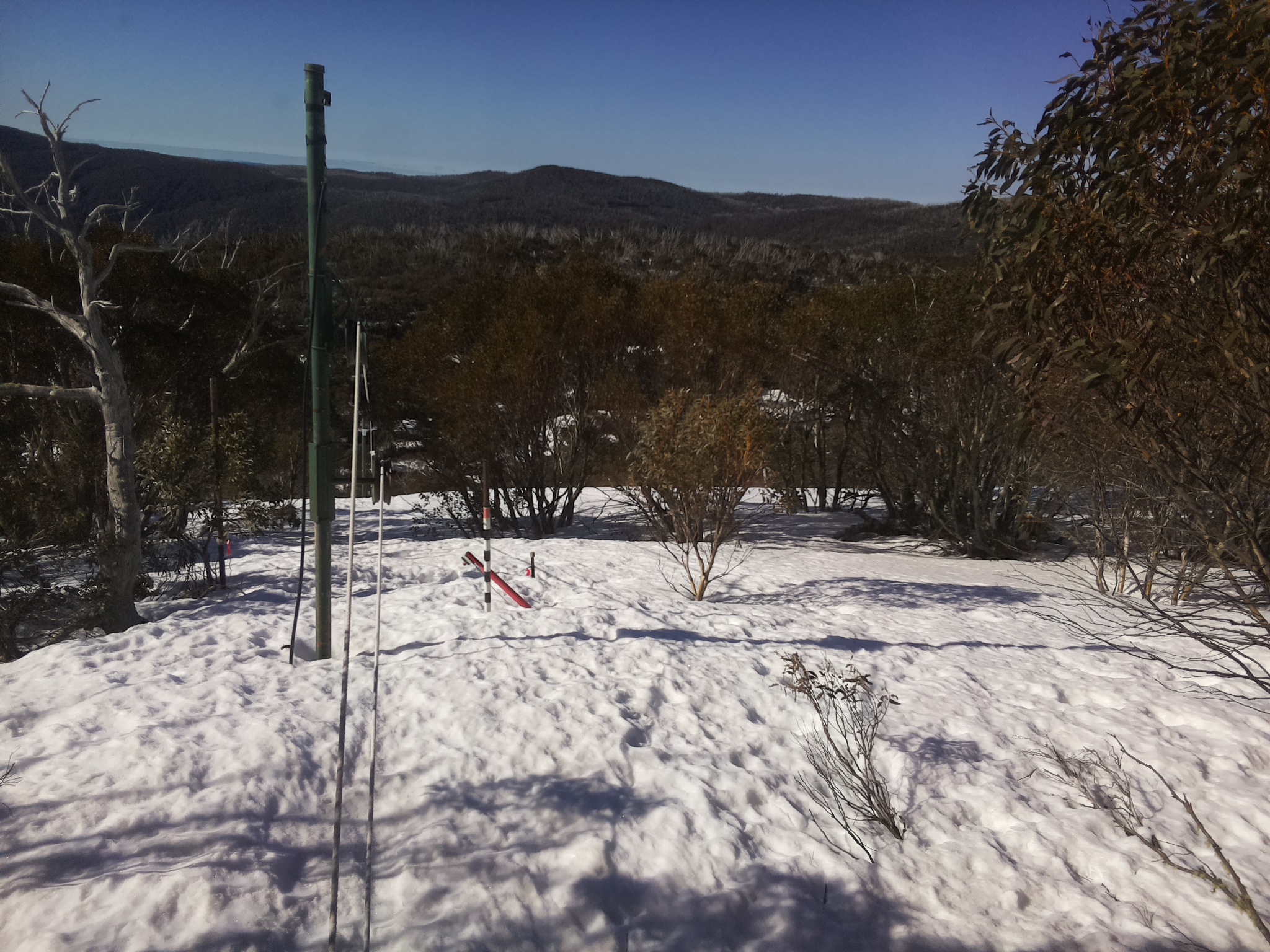 Bogong Web Cam 9:00am Saturday 13th of September 2025