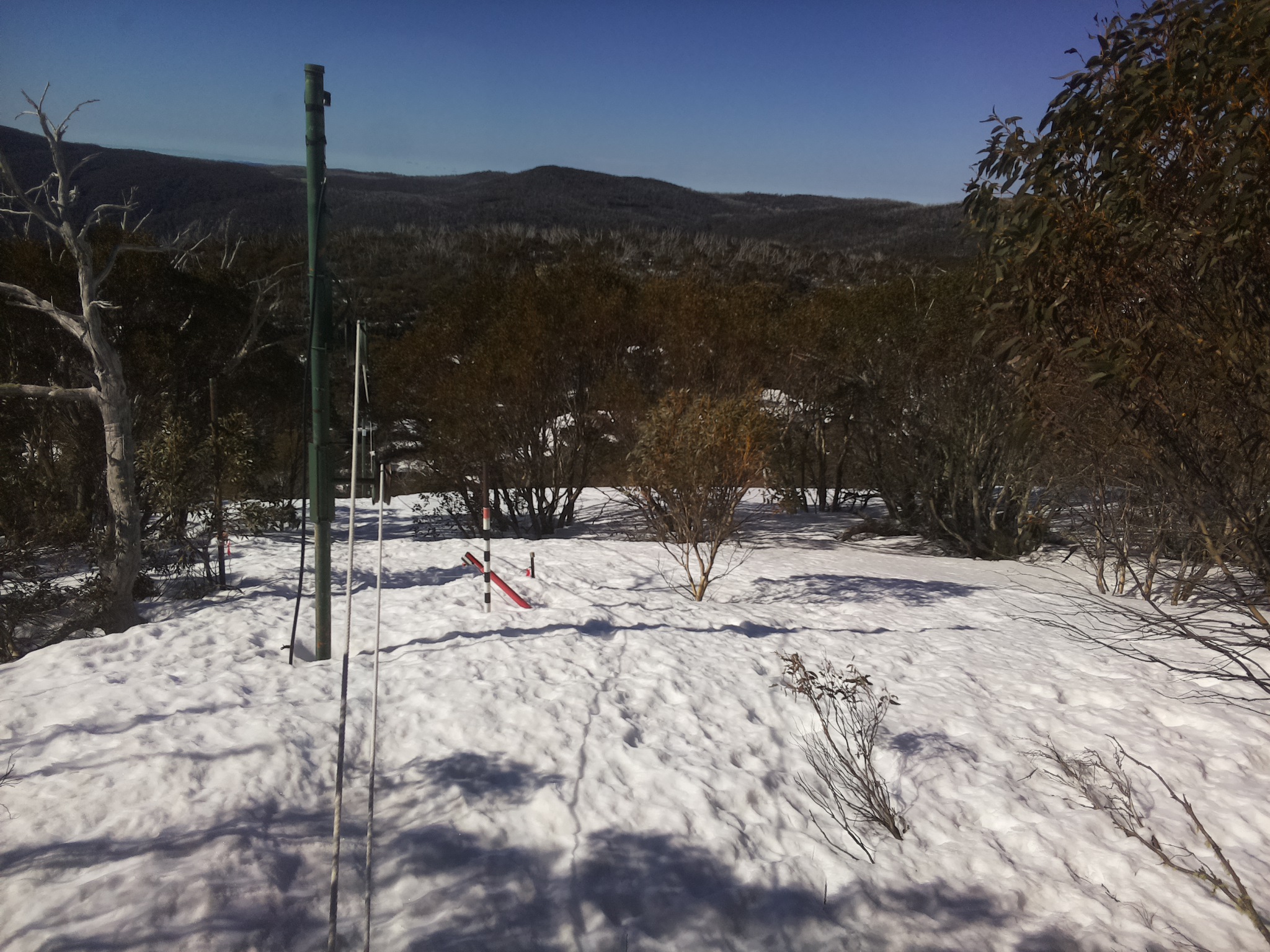 Bogong Web Cam 9:30am Saturday 13th of September 2025