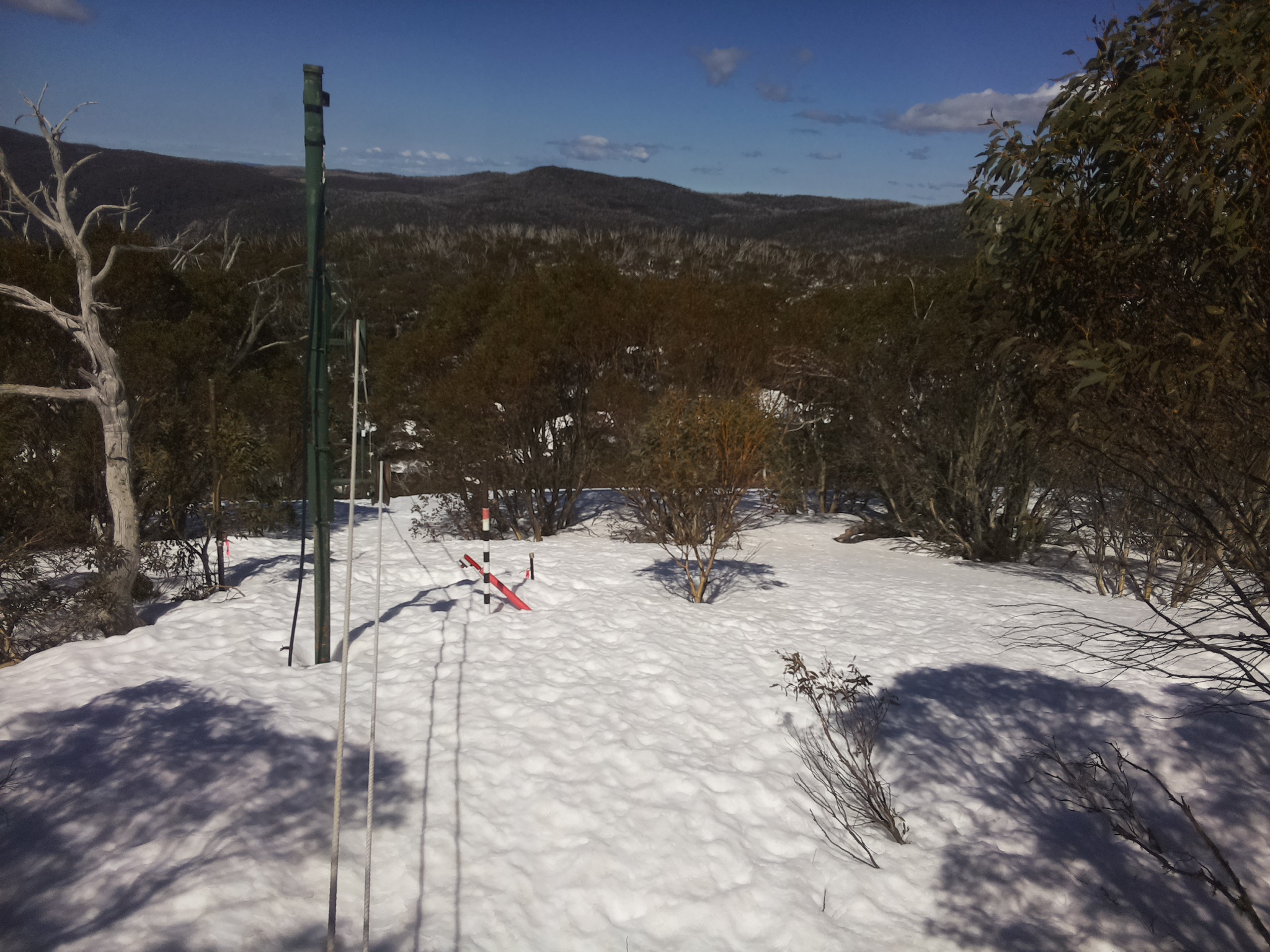 Bogong Web Cam 12:30pm Saturday 13th of September 2025