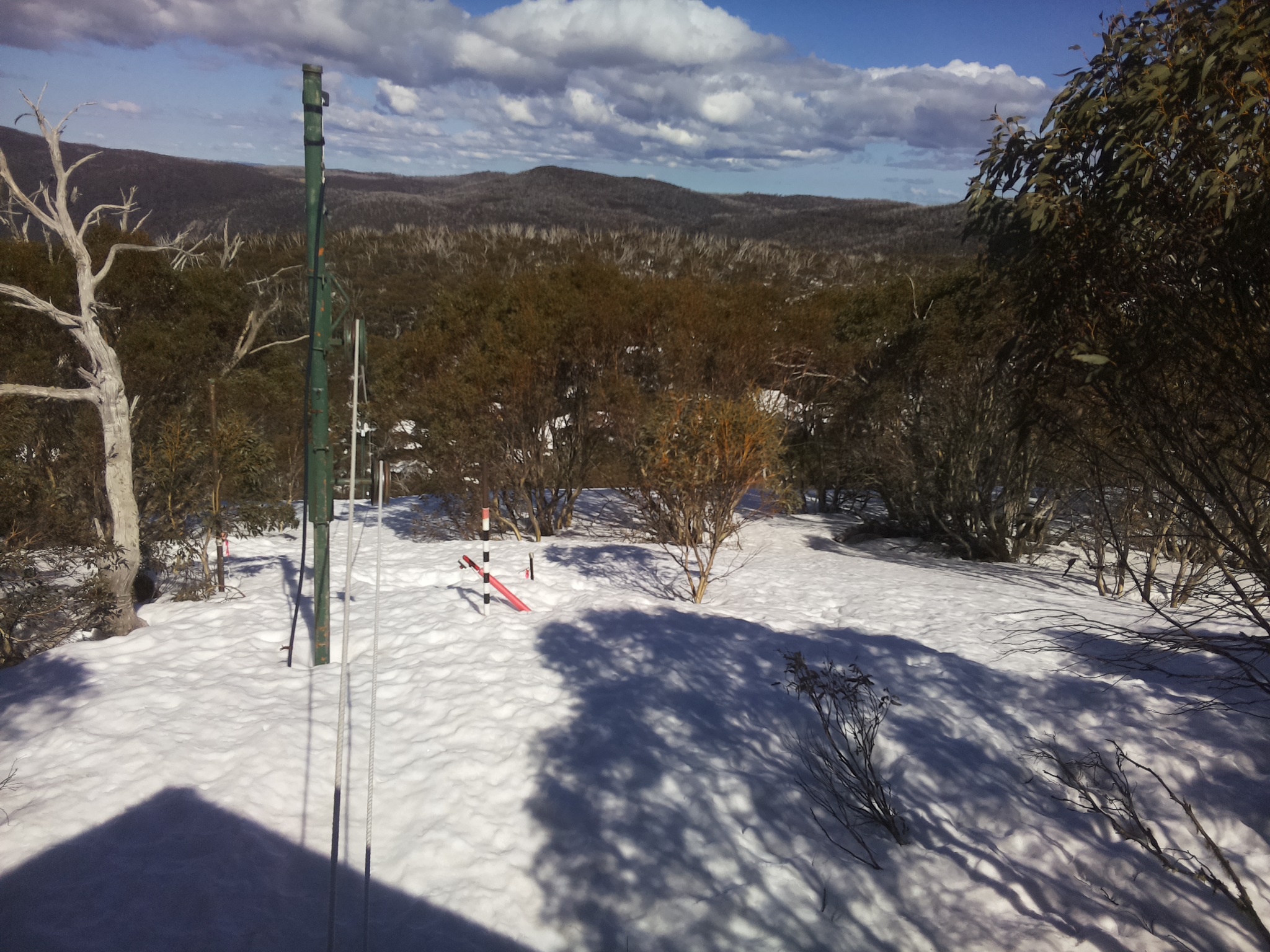 Bogong Web Cam 2:10pm Saturday 13th of September 2025