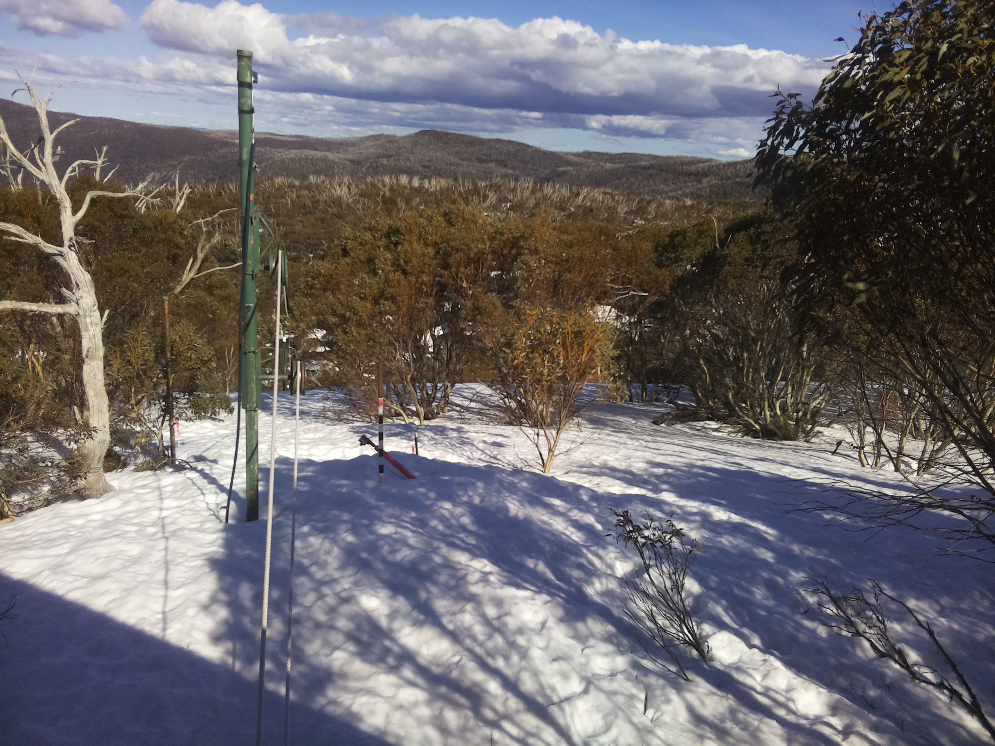 Bogong Web Cam 3:00pm Saturday 13th of September 2025