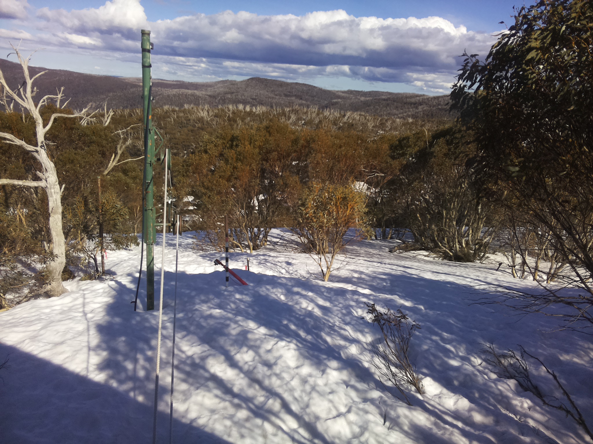 Bogong Web Cam 3:10pm Saturday 13th of September 2025