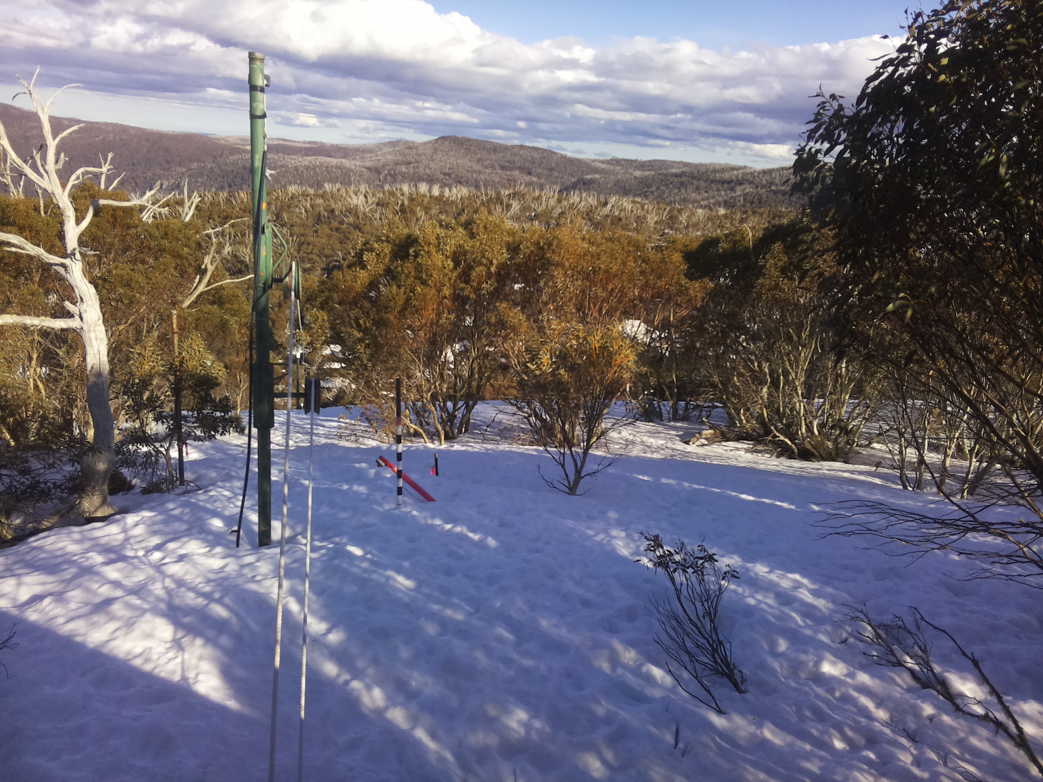 Bogong Web Cam 4:00pm Saturday 13th of September 2025