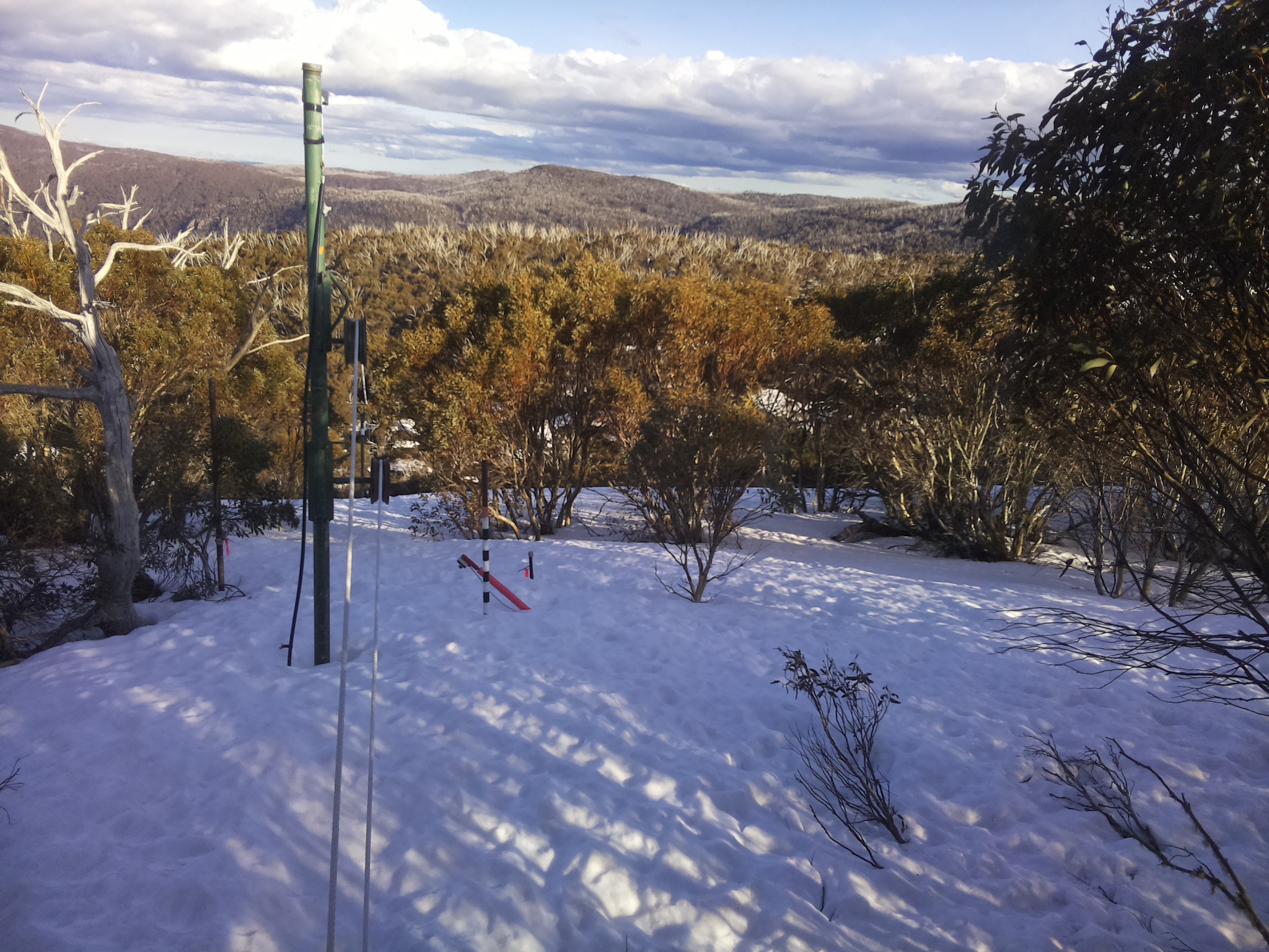 Bogong Web Cam 4:30pm Saturday 13th of September 2025