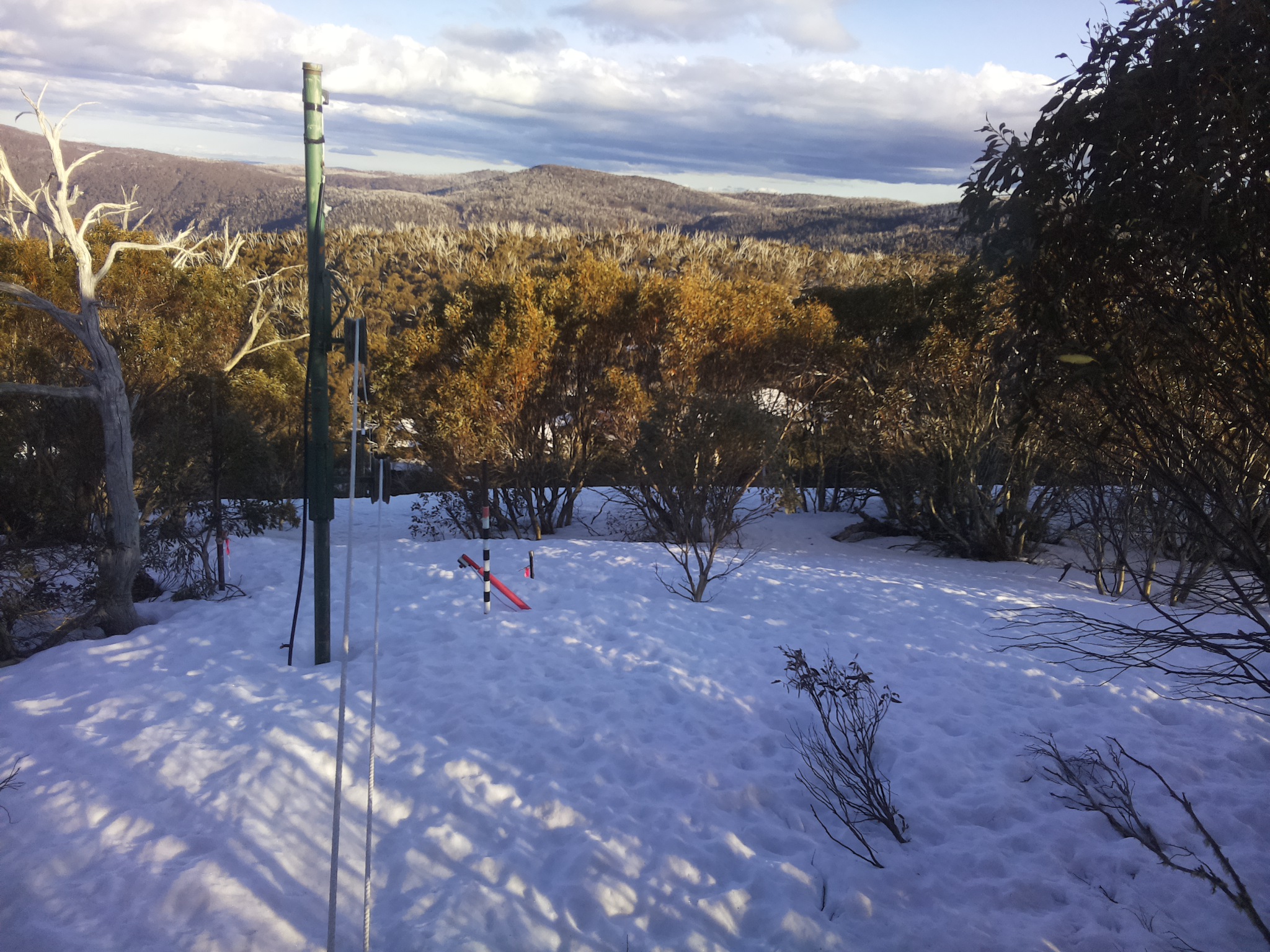 Bogong Web Cam 4:50pm Saturday 13th of September 2025