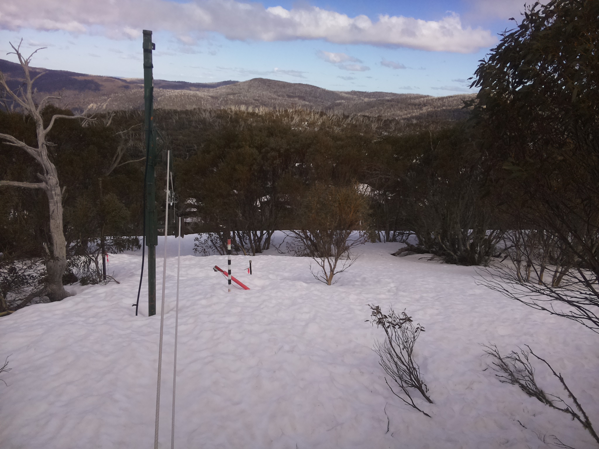 Bogong Web Cam 2:30pm Sunday 14th of September 2025